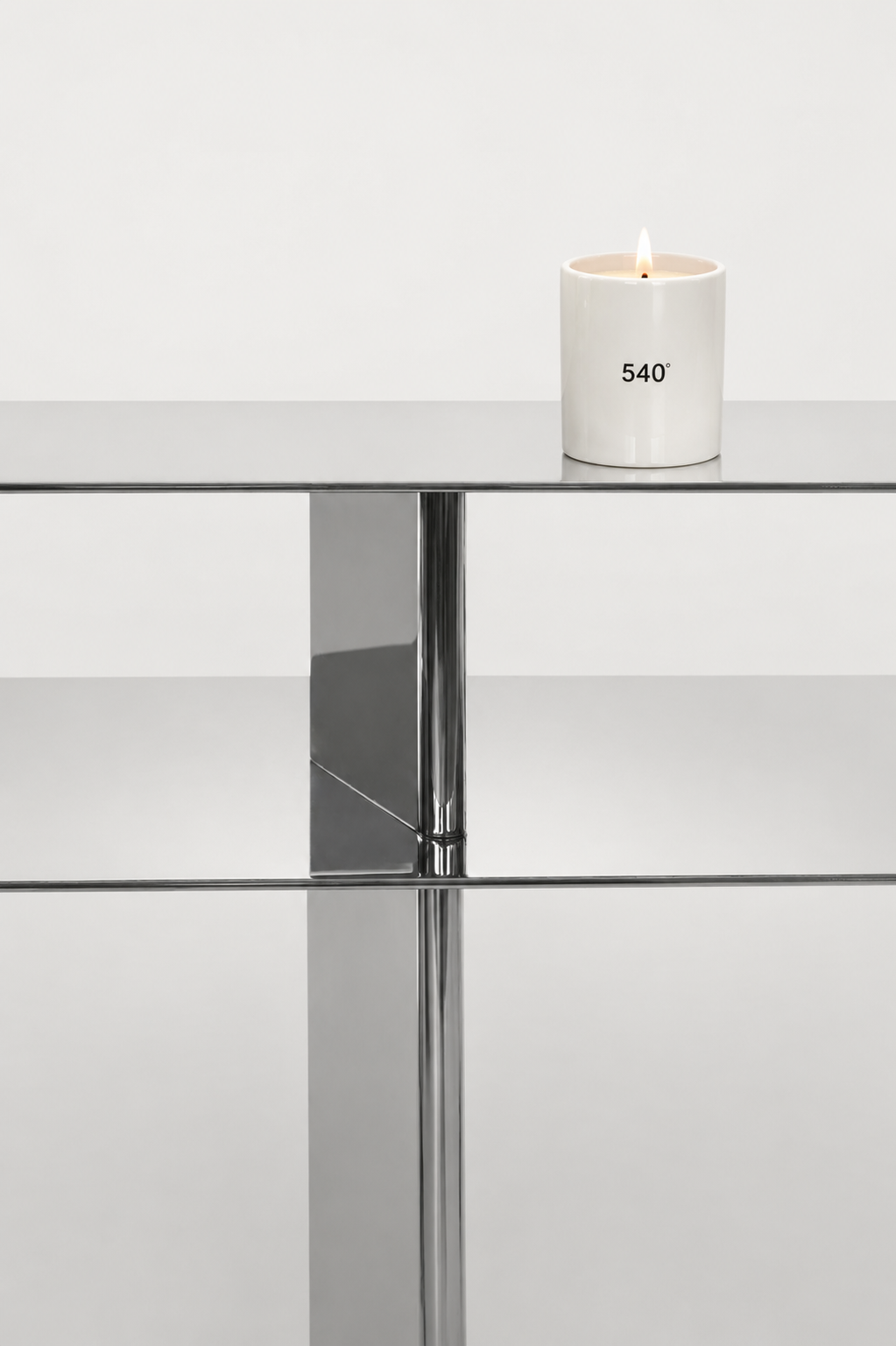 Atmospheric-object-Retail-Display-540°-Roam-Editions-Luxury-Artisanal-Candle-02.png