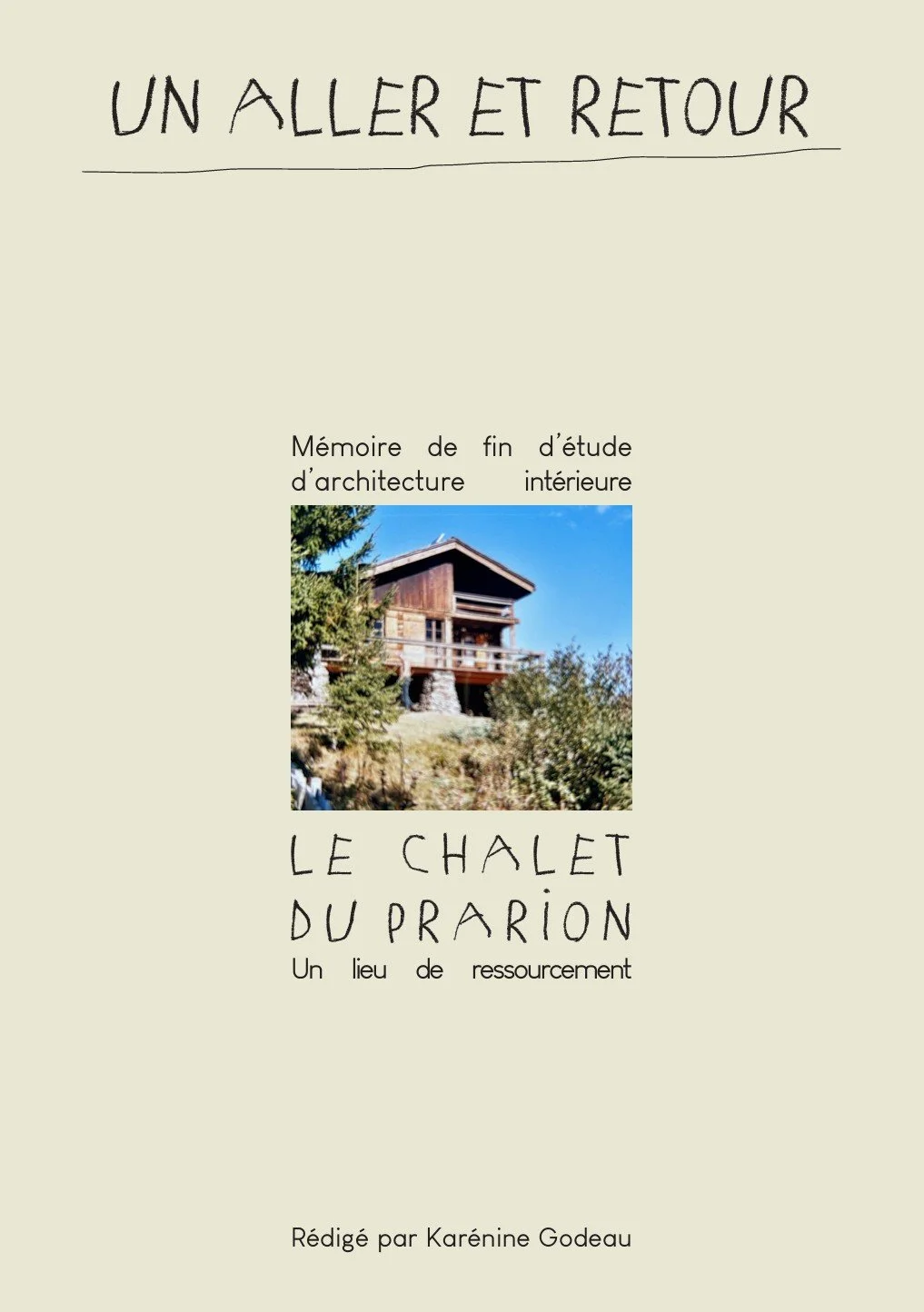 Couverture d'un mémoire avec un titre, une photo de chalet en bois, et du texte en français