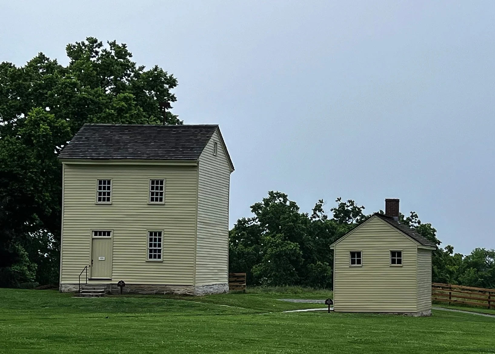 400 3944 - Shaker Town KY.jpg