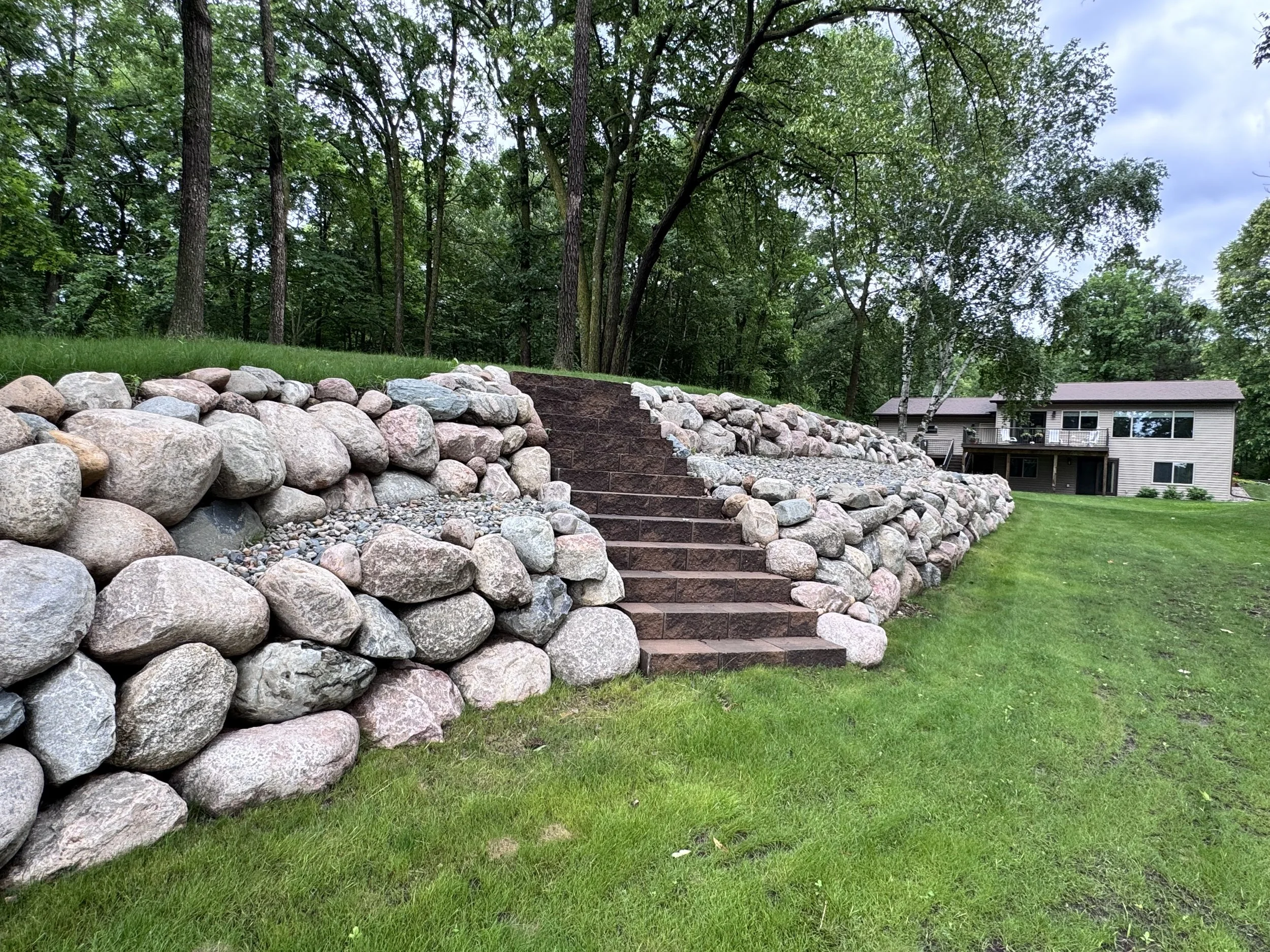 boulder retaining wall, keystone step units, lakeshore access, Park Rapids Area, Minnesota, Touch of Eden Landscaping