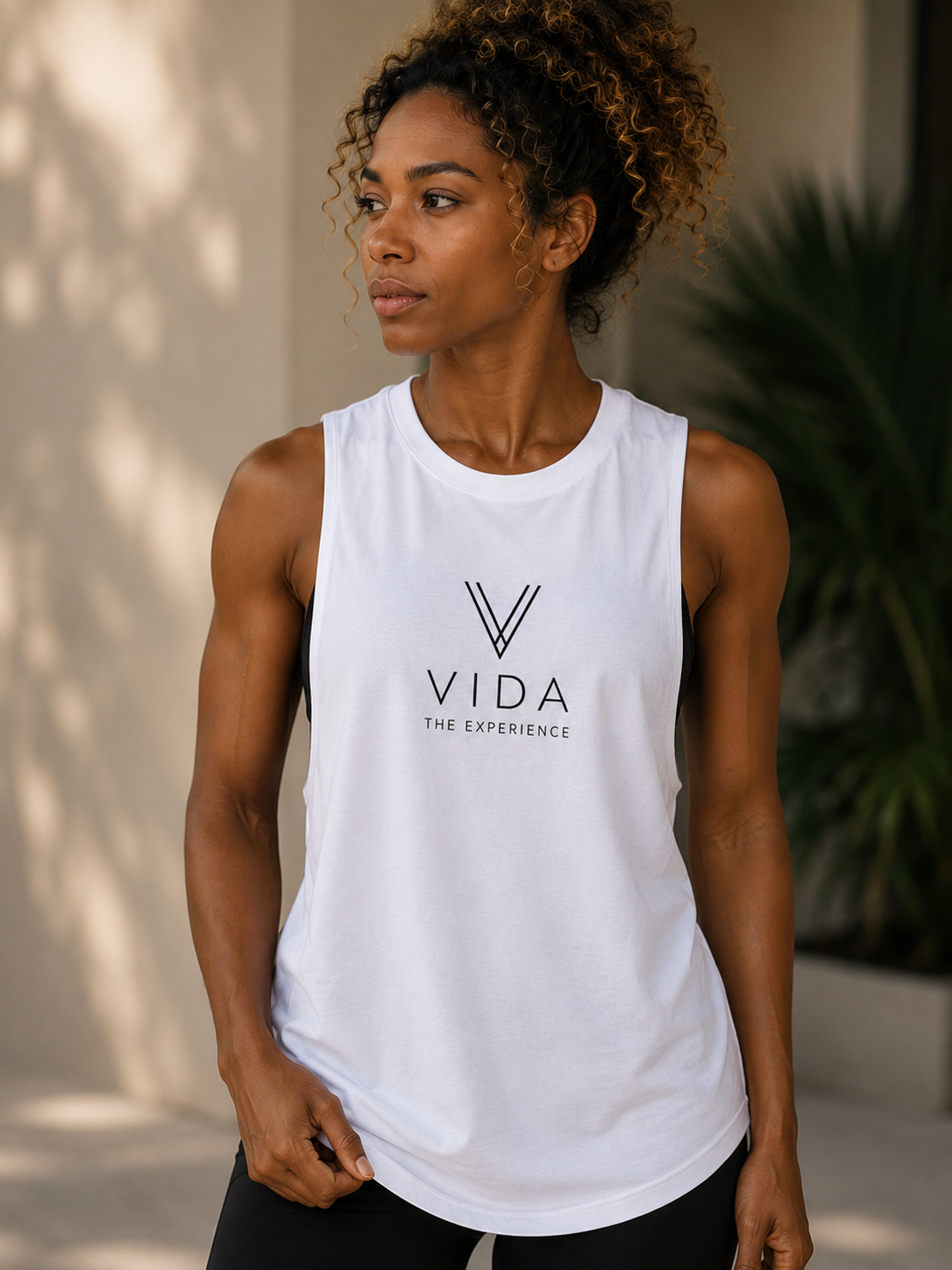 VIDA SLEEVELESS TANK