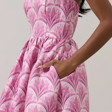pink jacqurd midi.webp
