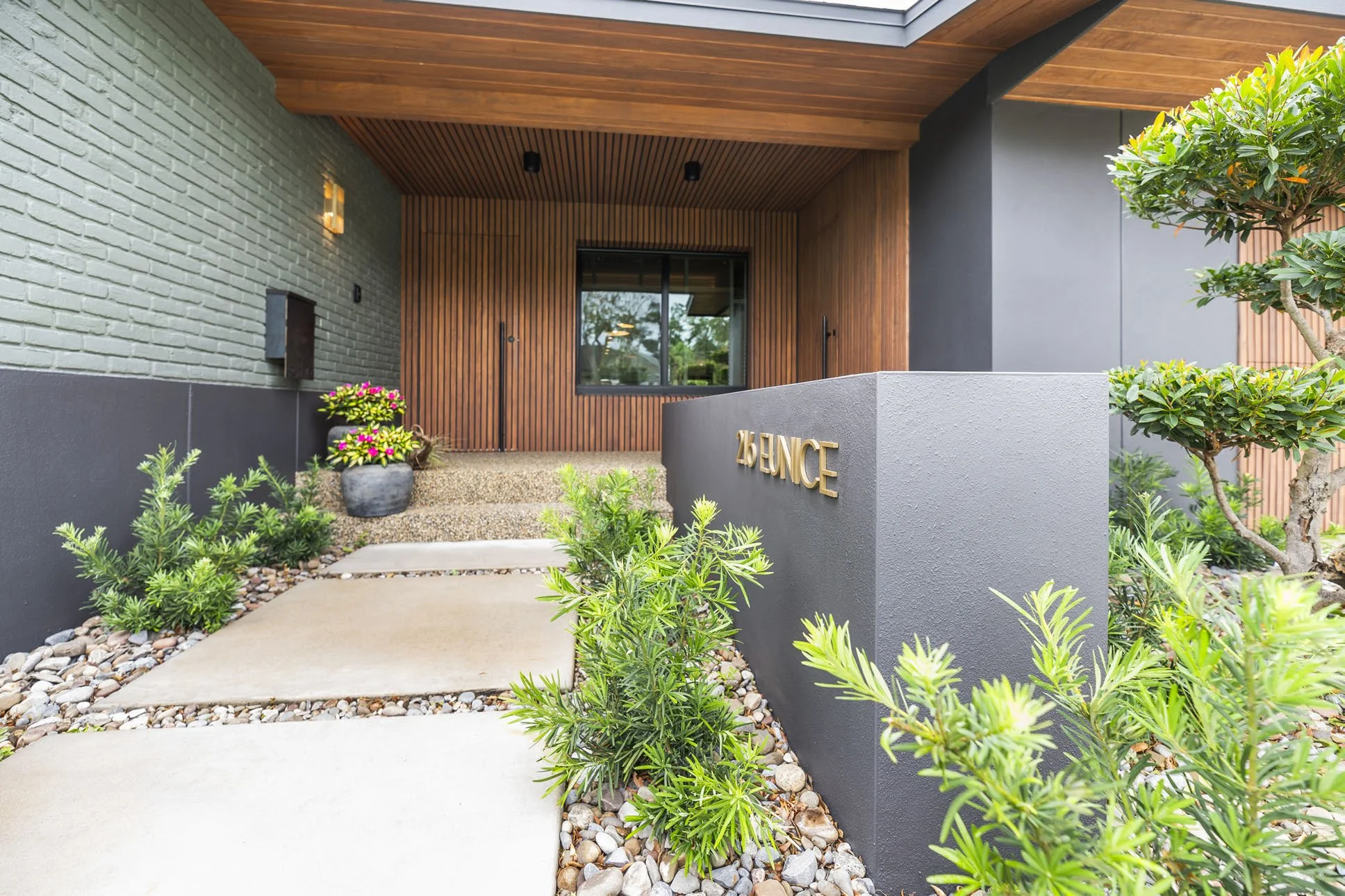 JMI-Eunice_Page_098.jpg