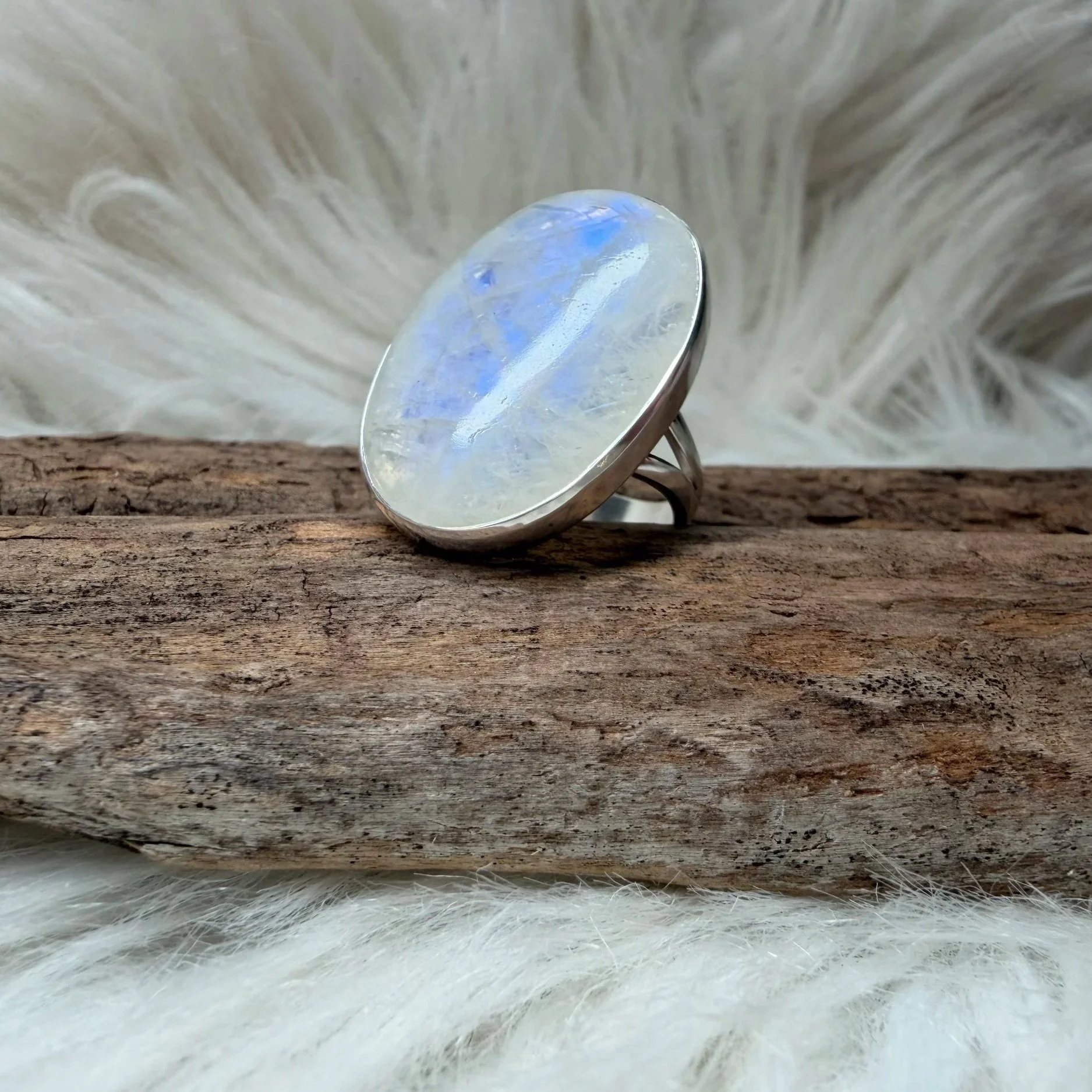 Luna Grande Ring