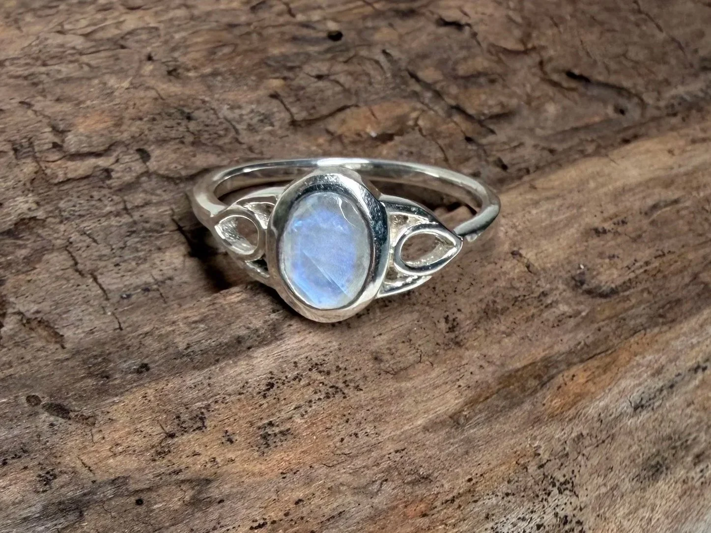 Mila Ring