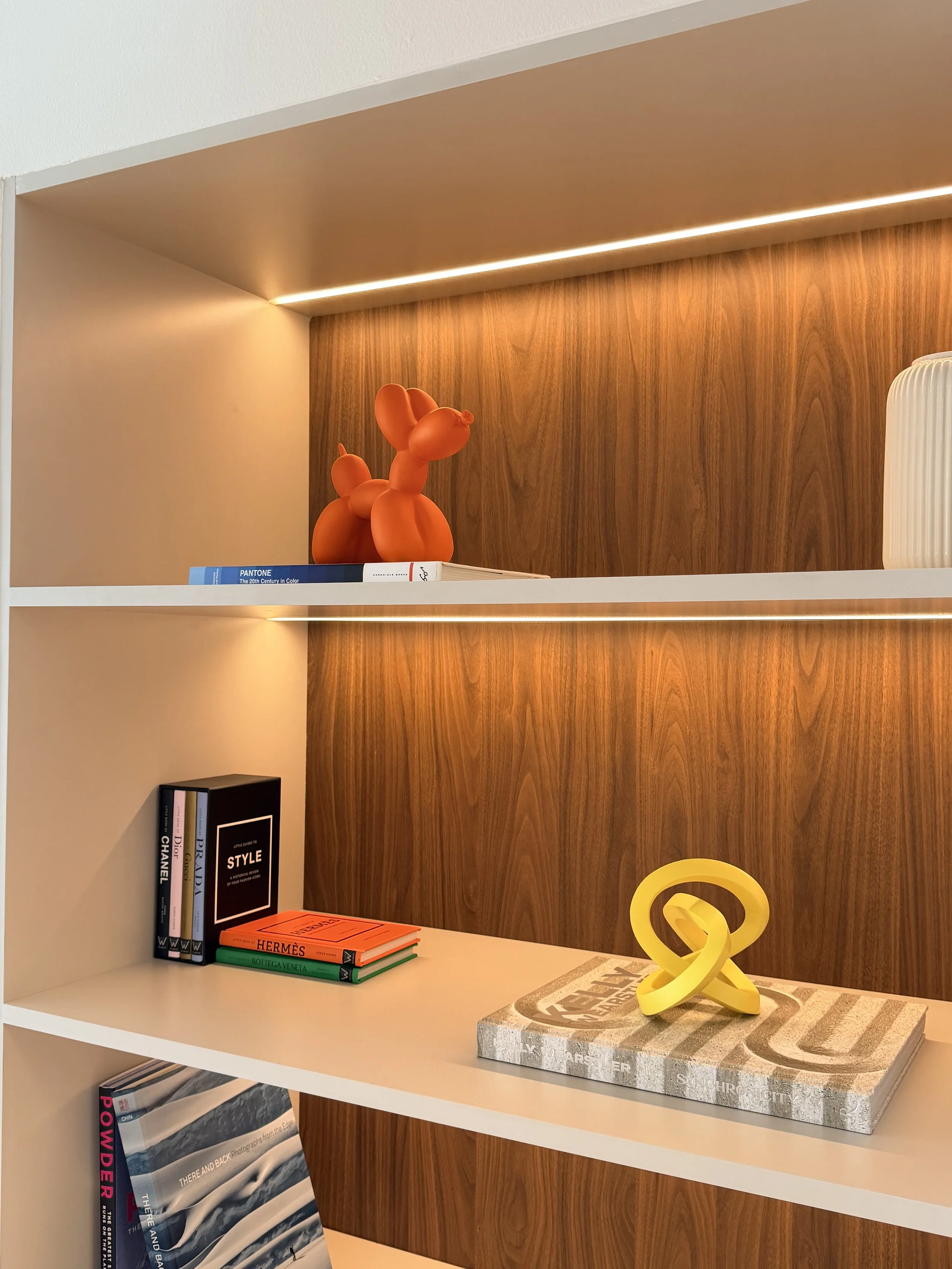       
  
   
 Acqualina: cuando una transformación estética se convirtió en un proyecto de recuperación integral 
 Un proyecto que comenzó como una remodelación estética y terminó requiriendo permisos, más de 16 inspecciones y una gestión integral p