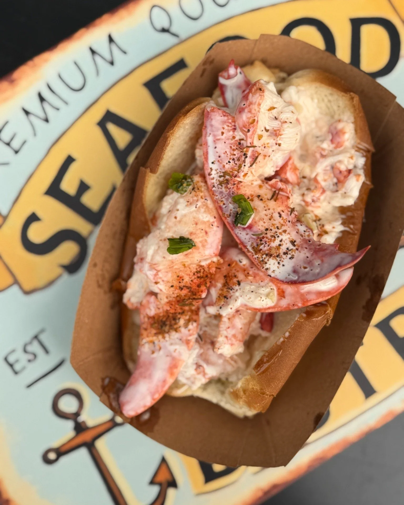 The toughest decision you'll make all day. 

Lobster Roll Connecticut Hot Butter Style 

🦞 or 🦞 

Lobster Roll Cold Maine Style 

Both options are $28.99.

Both options are delicious!