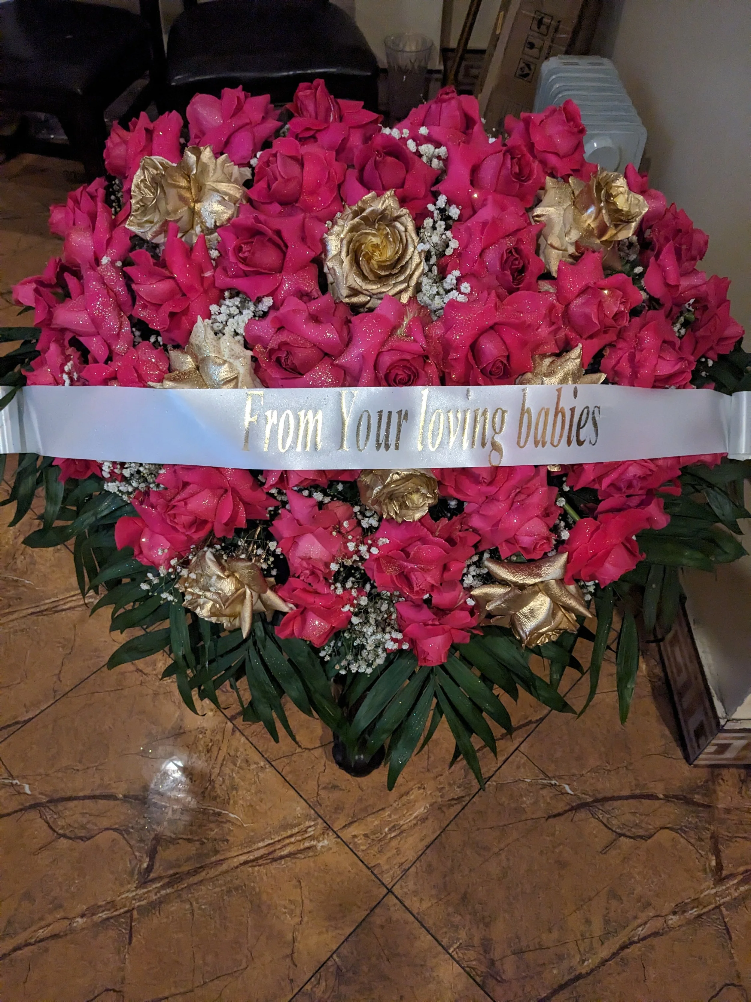Rose Splendor Bouquet with Personalized Ribbon