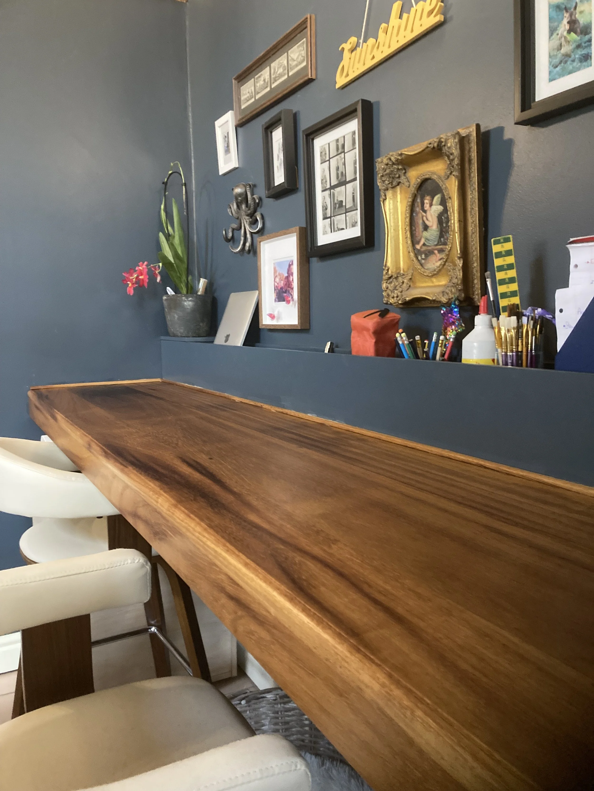 Work station in iroko with compartment storage