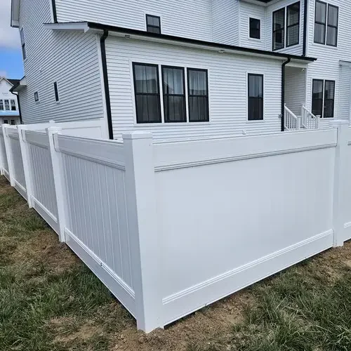 vinyl fence in delaware 
