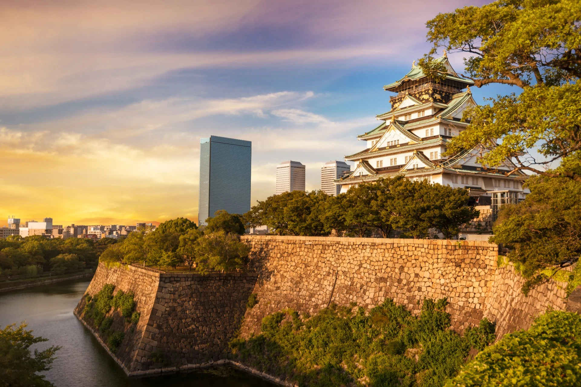 CasteloOsaka.jpg