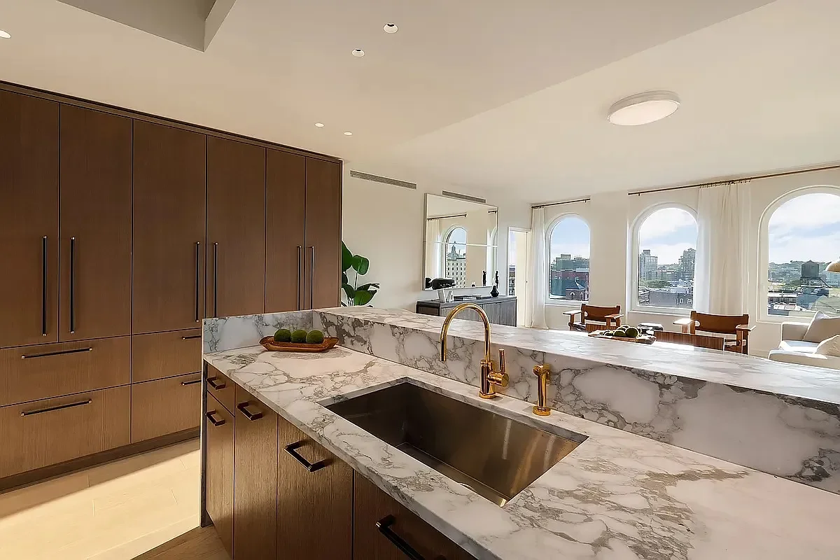 brooklyn new york city property concierge services for investors property management, tenant management, townhome living, estate and weath management, snowbird property management, female owned business, local to boerum hill. aging in place support.