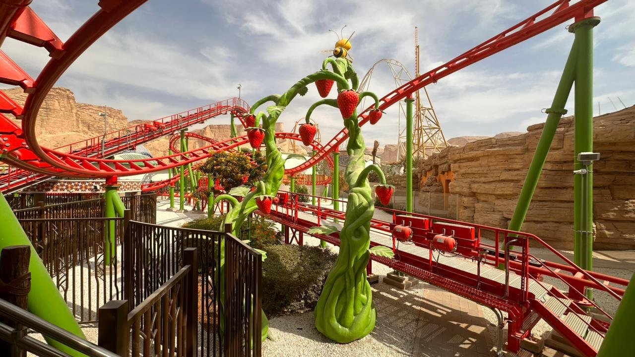 Strawberry Vine - Six Flags