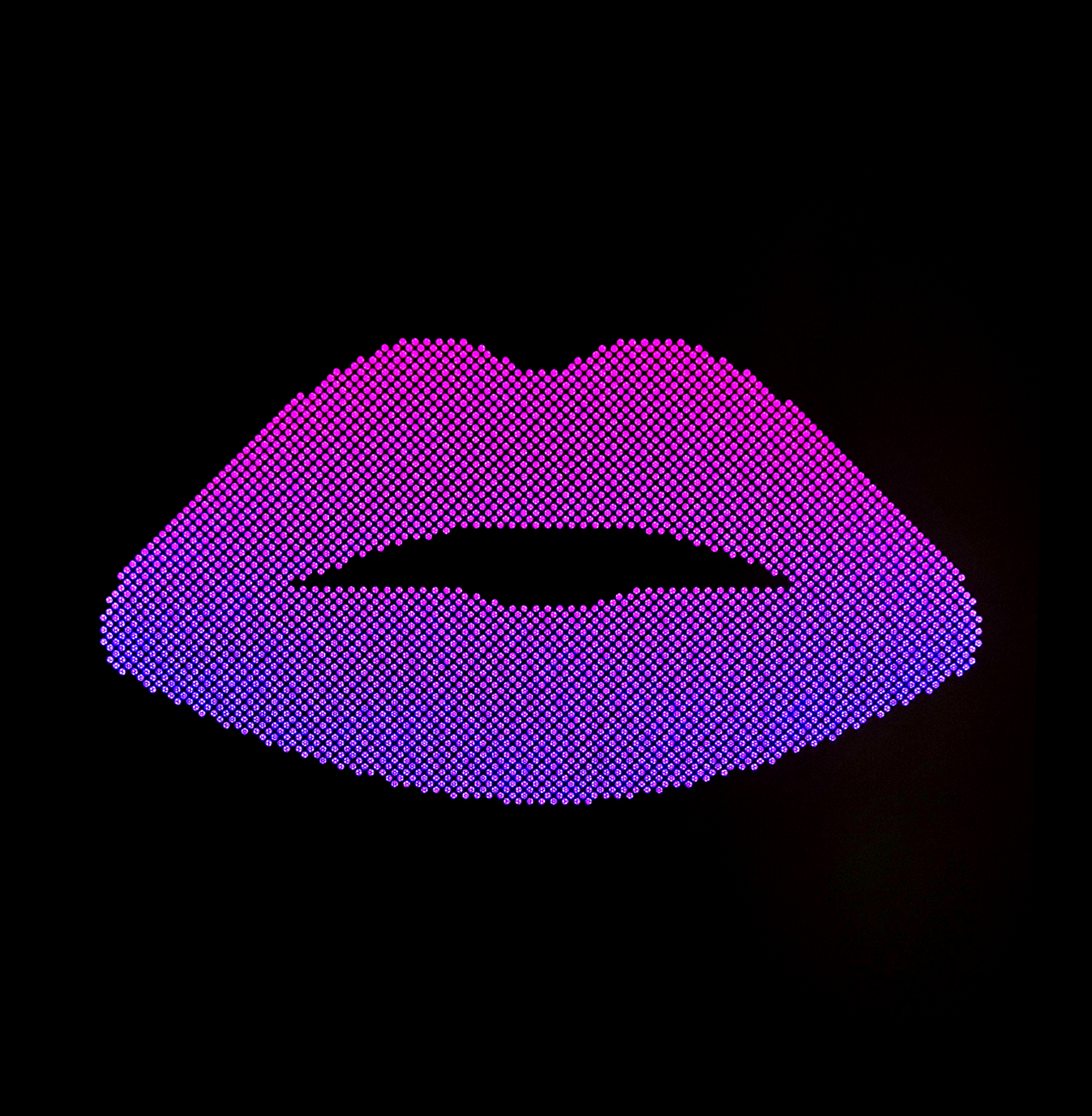 IA-Hot-LIP--.png