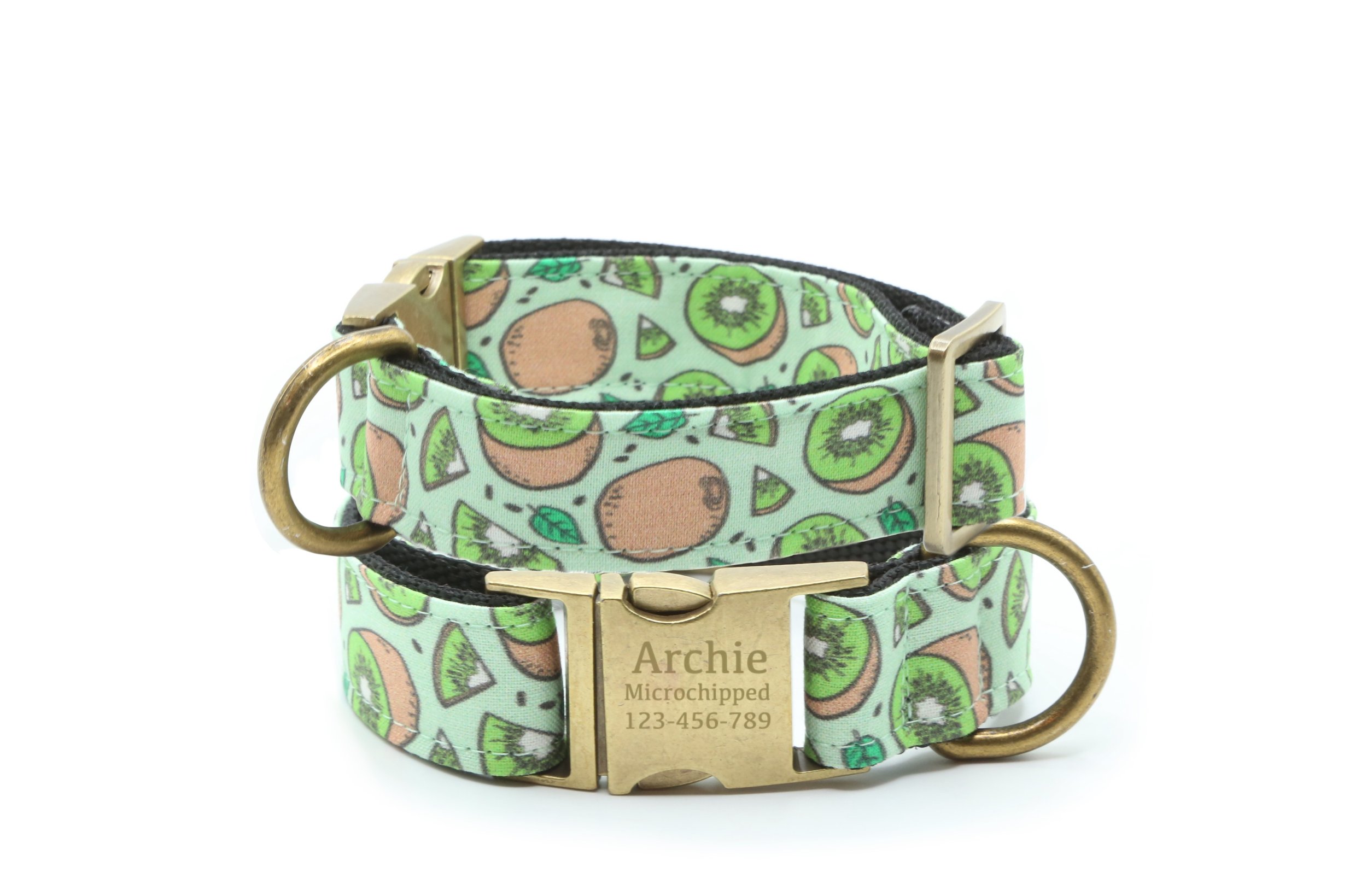 Kiwi dog collar