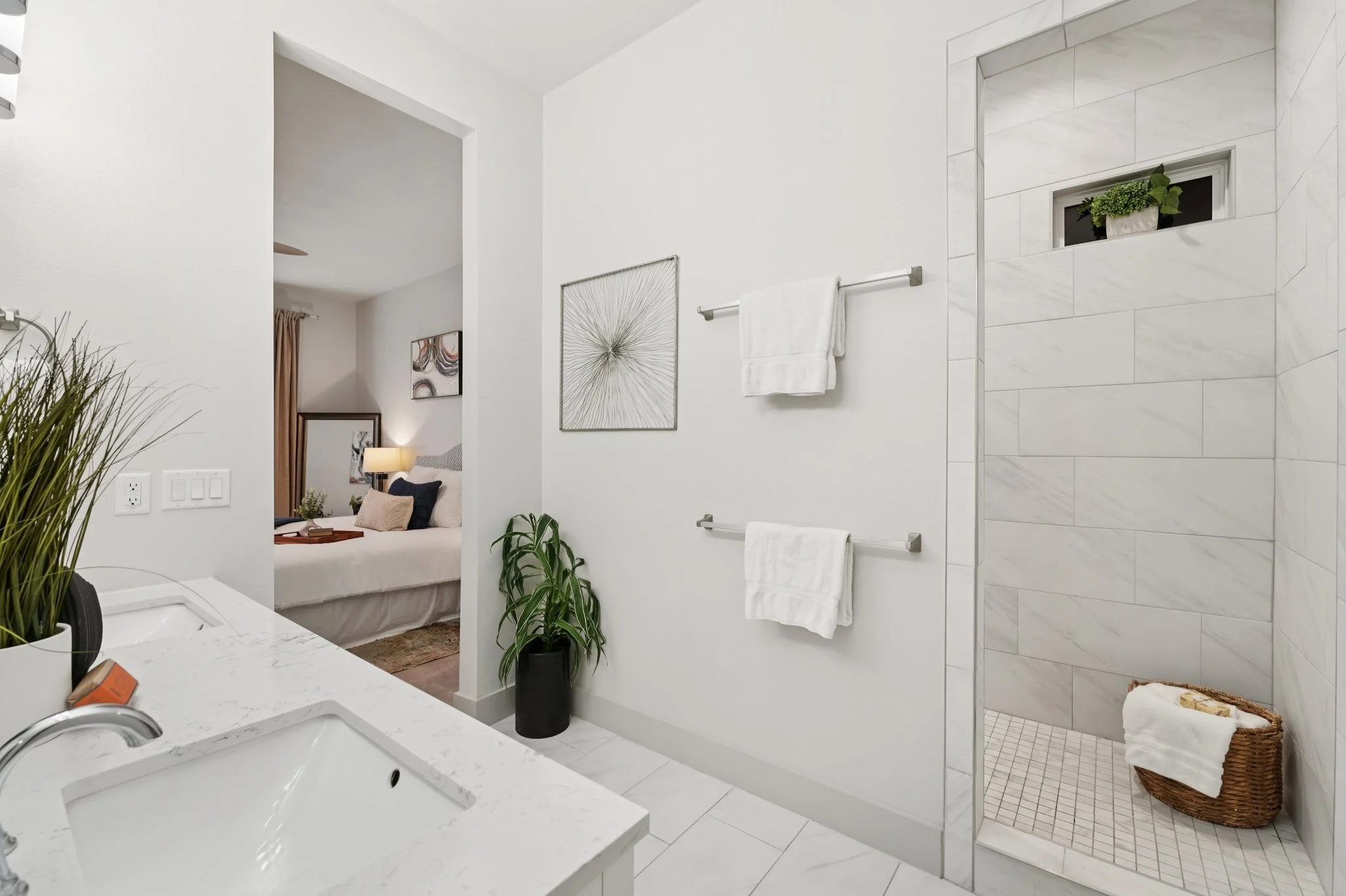 15-web-or-mls-Cedar St-L3112-024.jpg