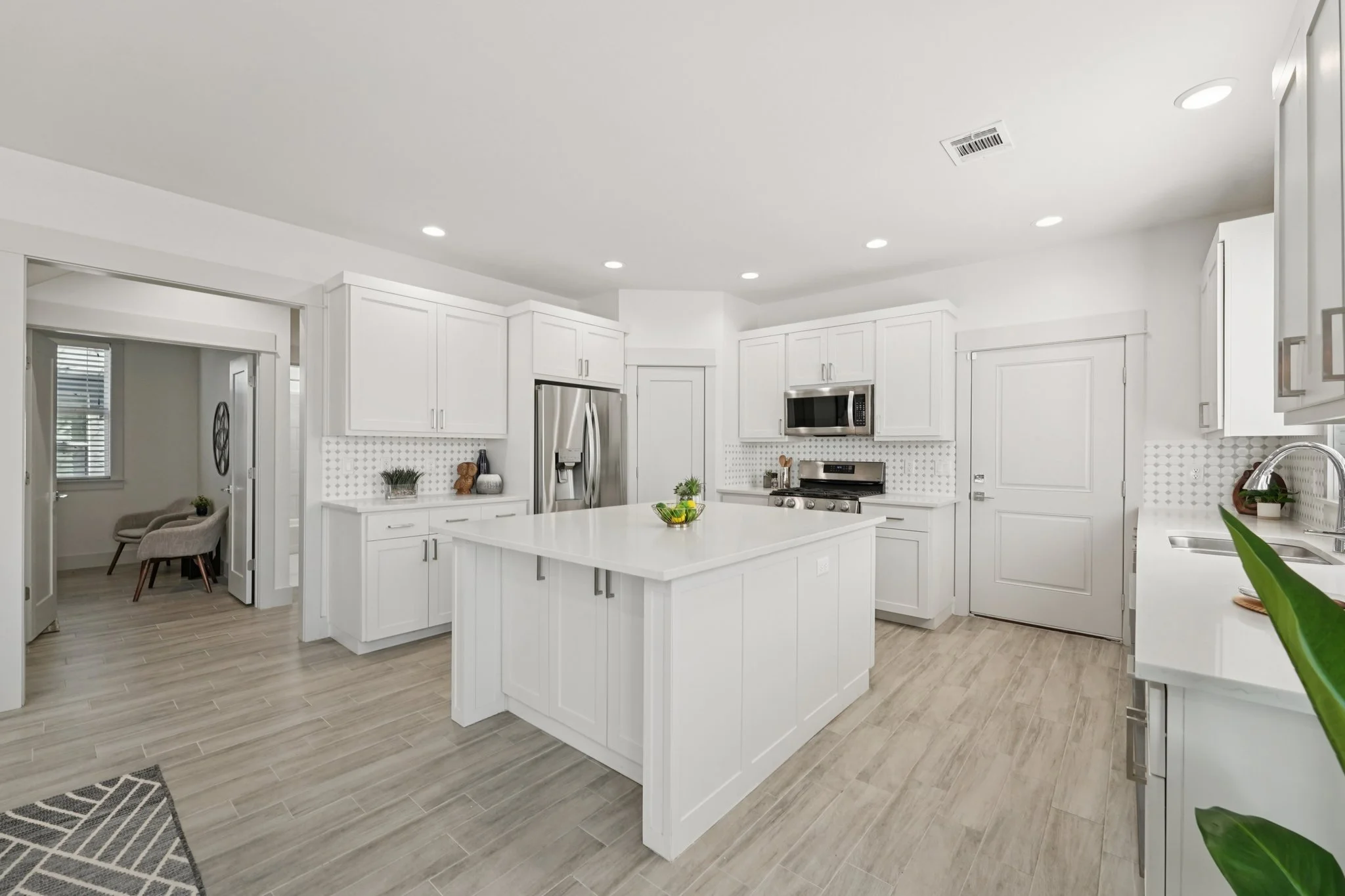 18-web-or-mls-Cedar St-L3112-018.jpg
