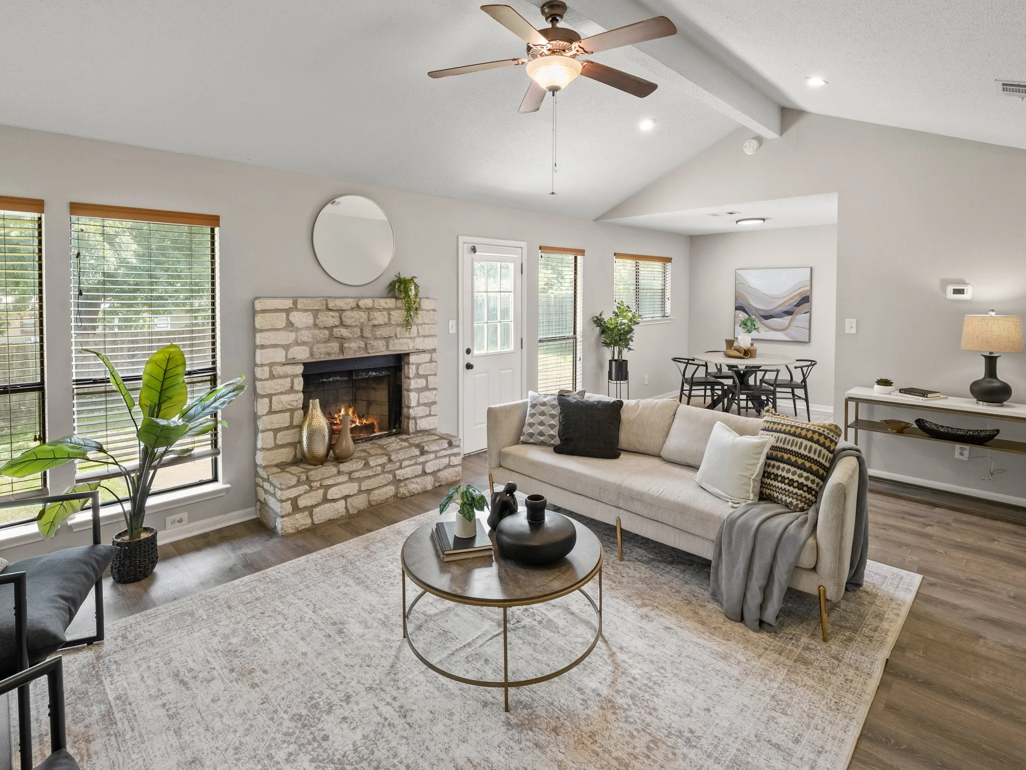 18507 E Lake Terrace Jonestown 12.jpg