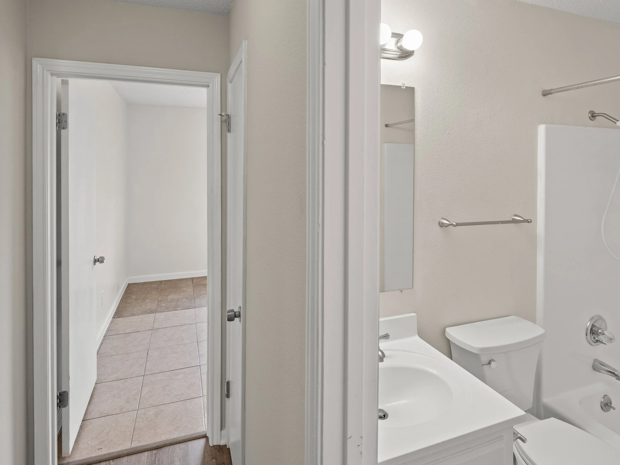18507 E Lake Terrace Jonestown 24.jpg