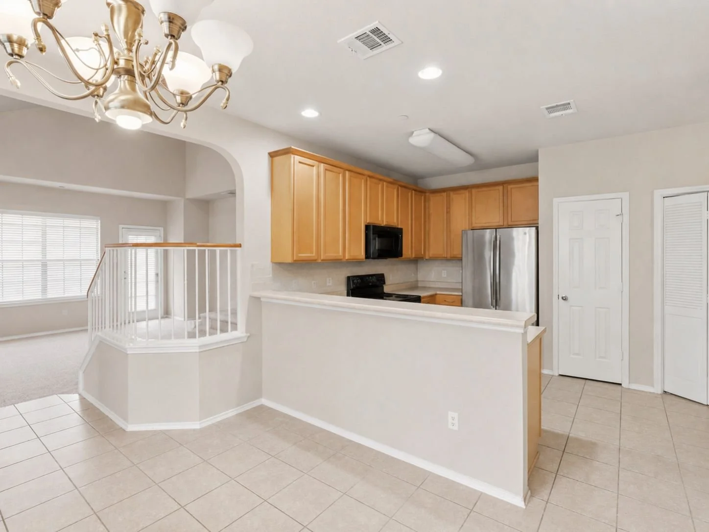 Kitchen 9201 Brodie #403 Austin.jpg