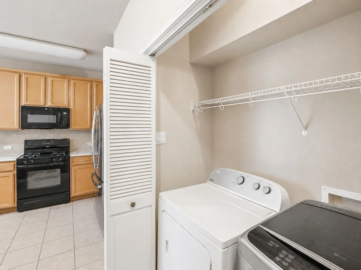 Laundry 9201 Brodie #403 Austin.jpg