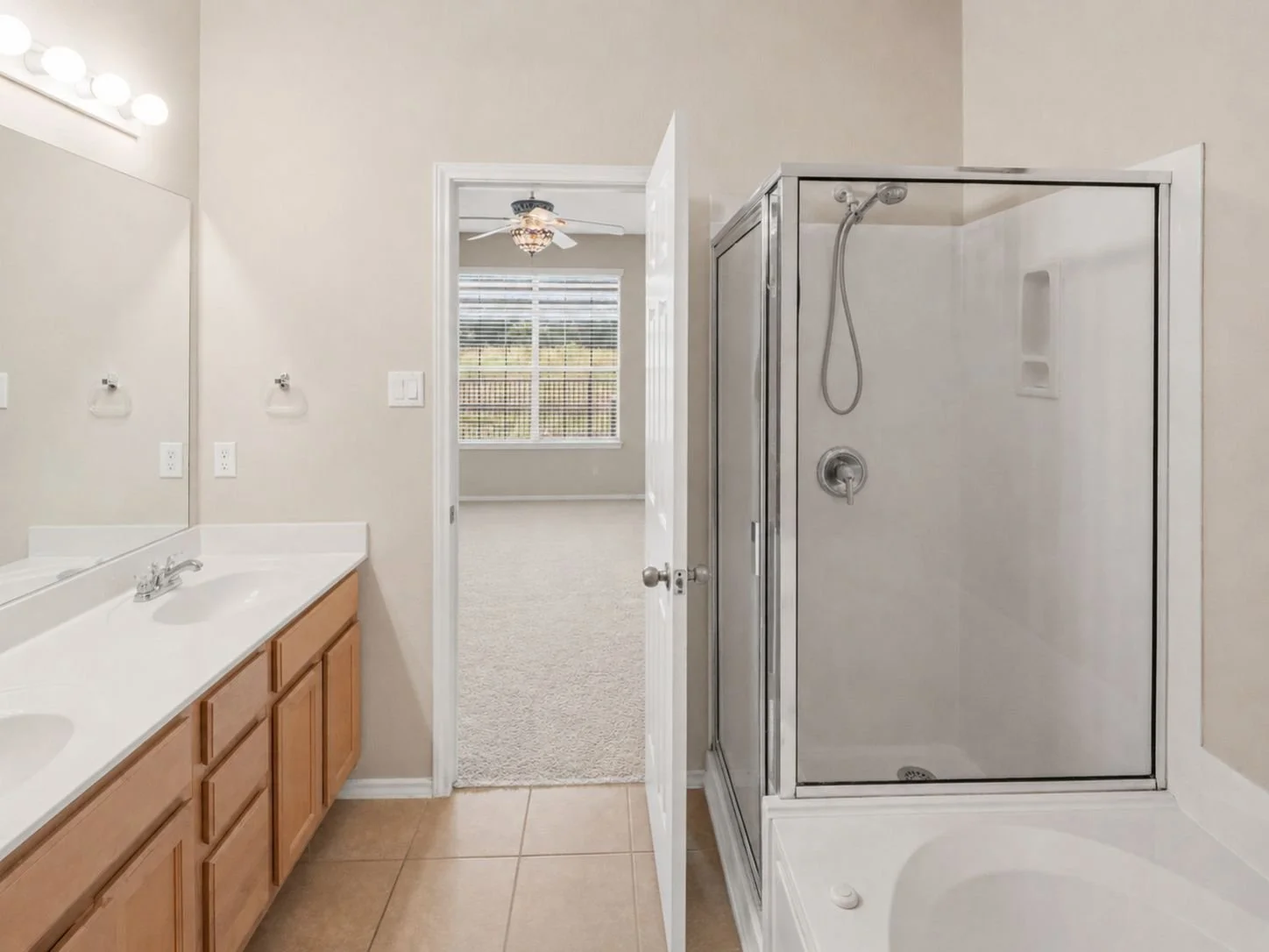 Primary Bathroom 9201 Brodie #403 Austin.jpg