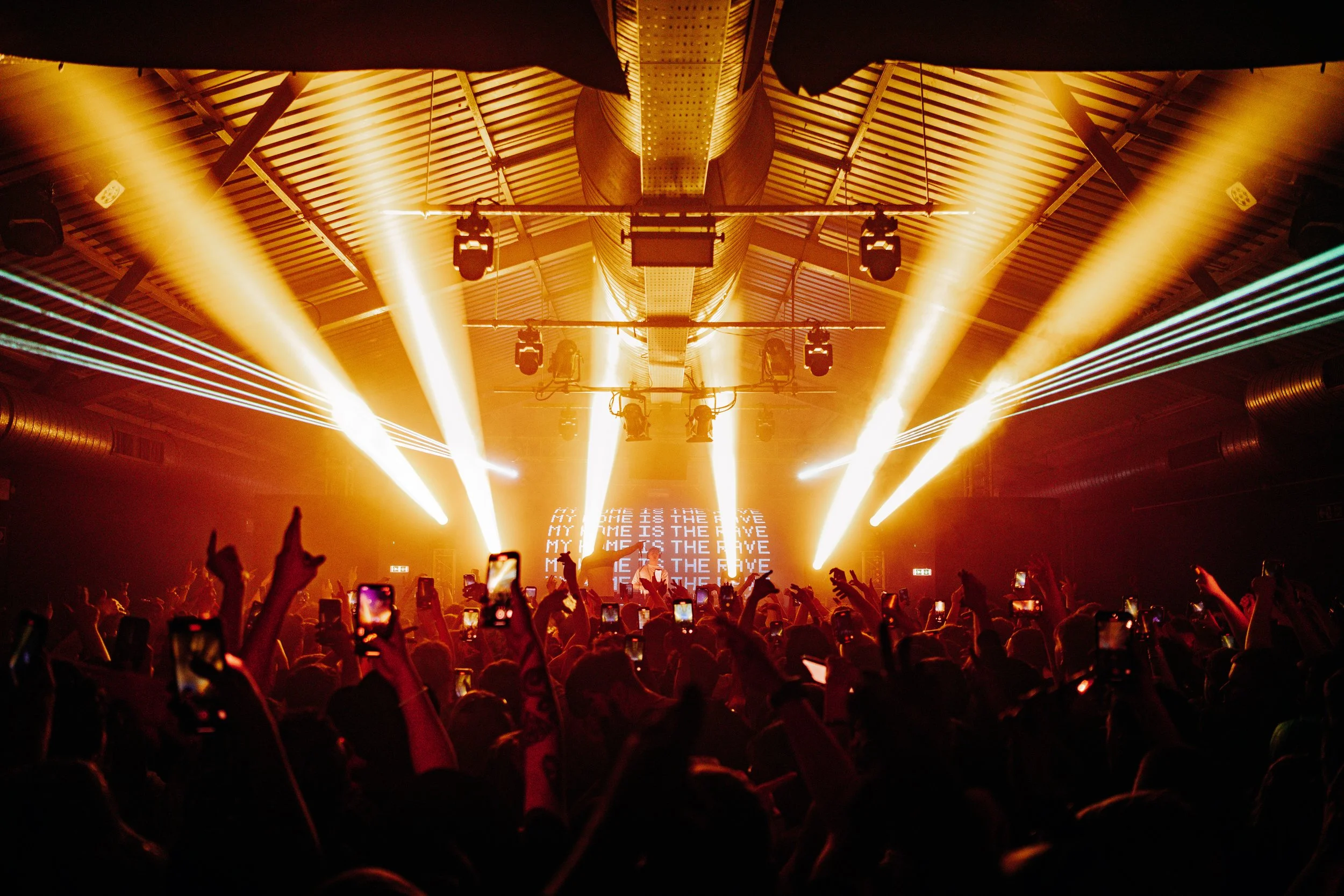nightlife-photography-Will_Bailey_037.jpg