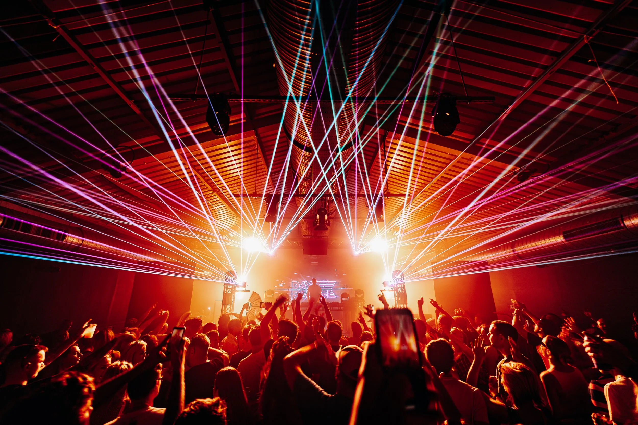 nightlife-photography-Will_Bailey_039.jpg