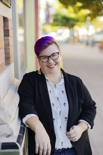 Bethany Meier-Evans Tehom Center Publishing social media coach