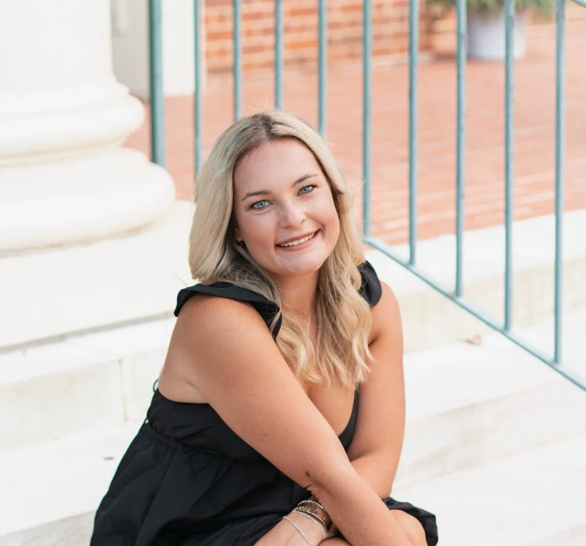 ✨ Meet the newest face of Flourish Wellness! ✨
We&rsquo;re so excited to welcome Dalee to our team. 
Born and raised right here in our community, Dalee is a proud graduate of Troy University with a genuine passion for helping others. Her warm persona