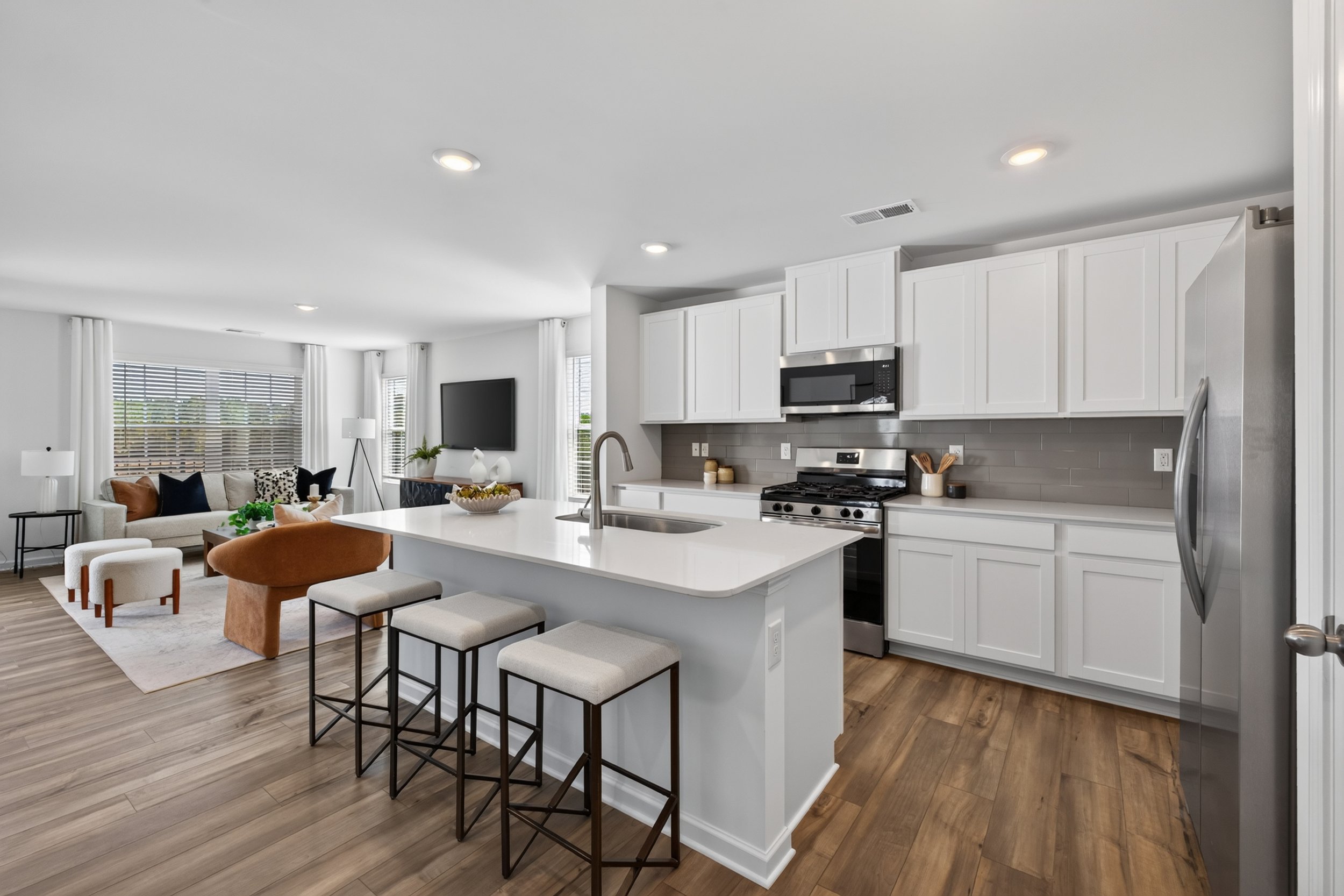 2540 5th STREET NE HICKORY-5.jpg