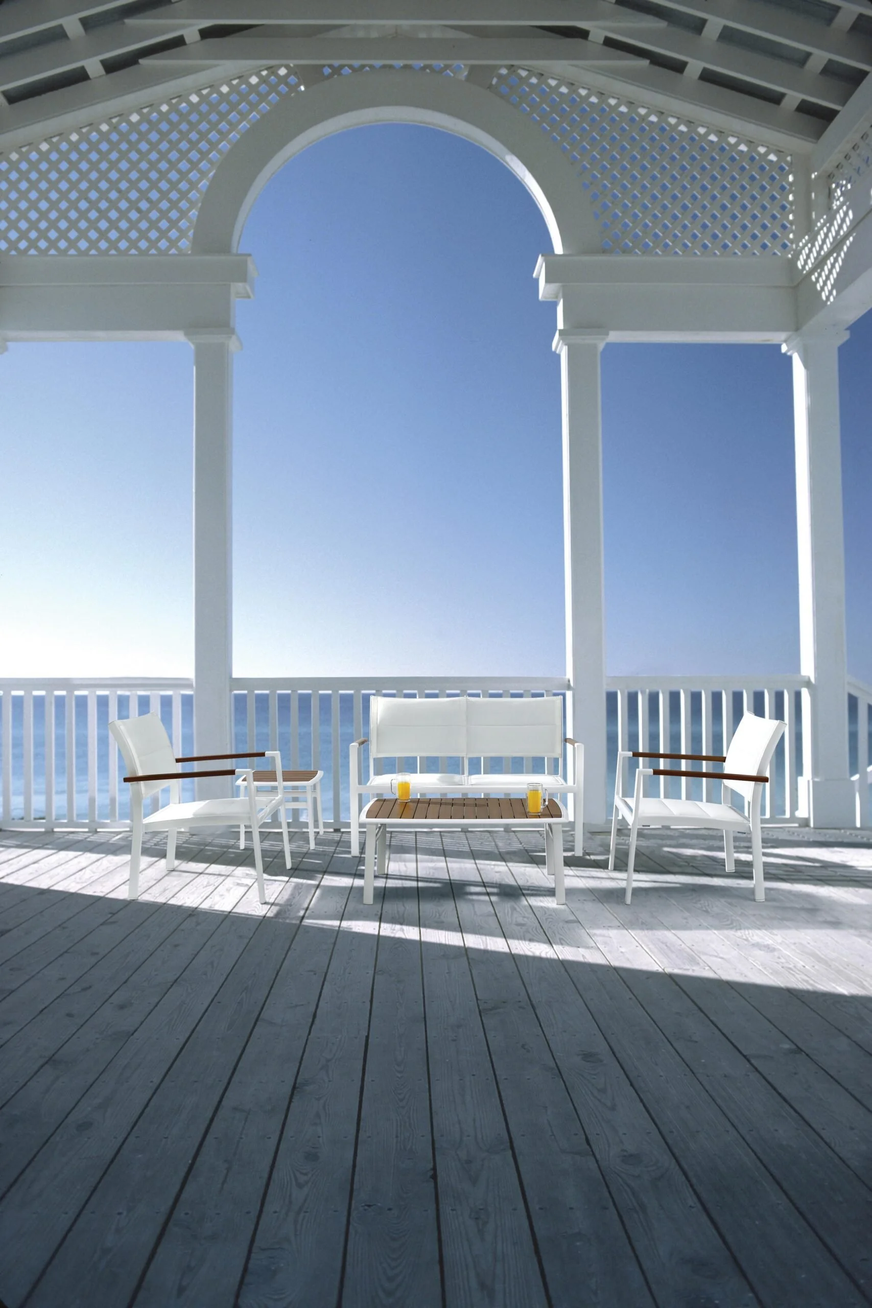 jupiter-lounge-set-install-2-scaled-1.jpg