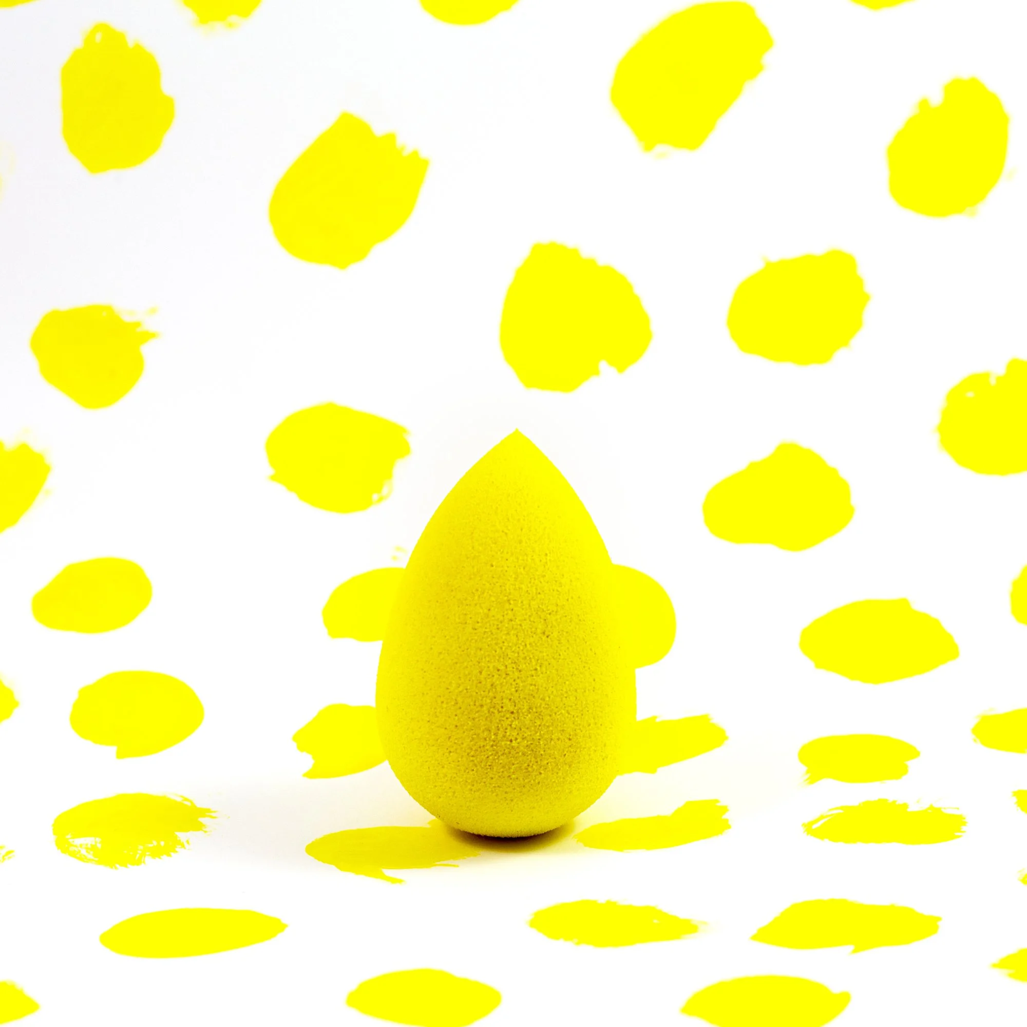beautyblender_yellow_2.jpg