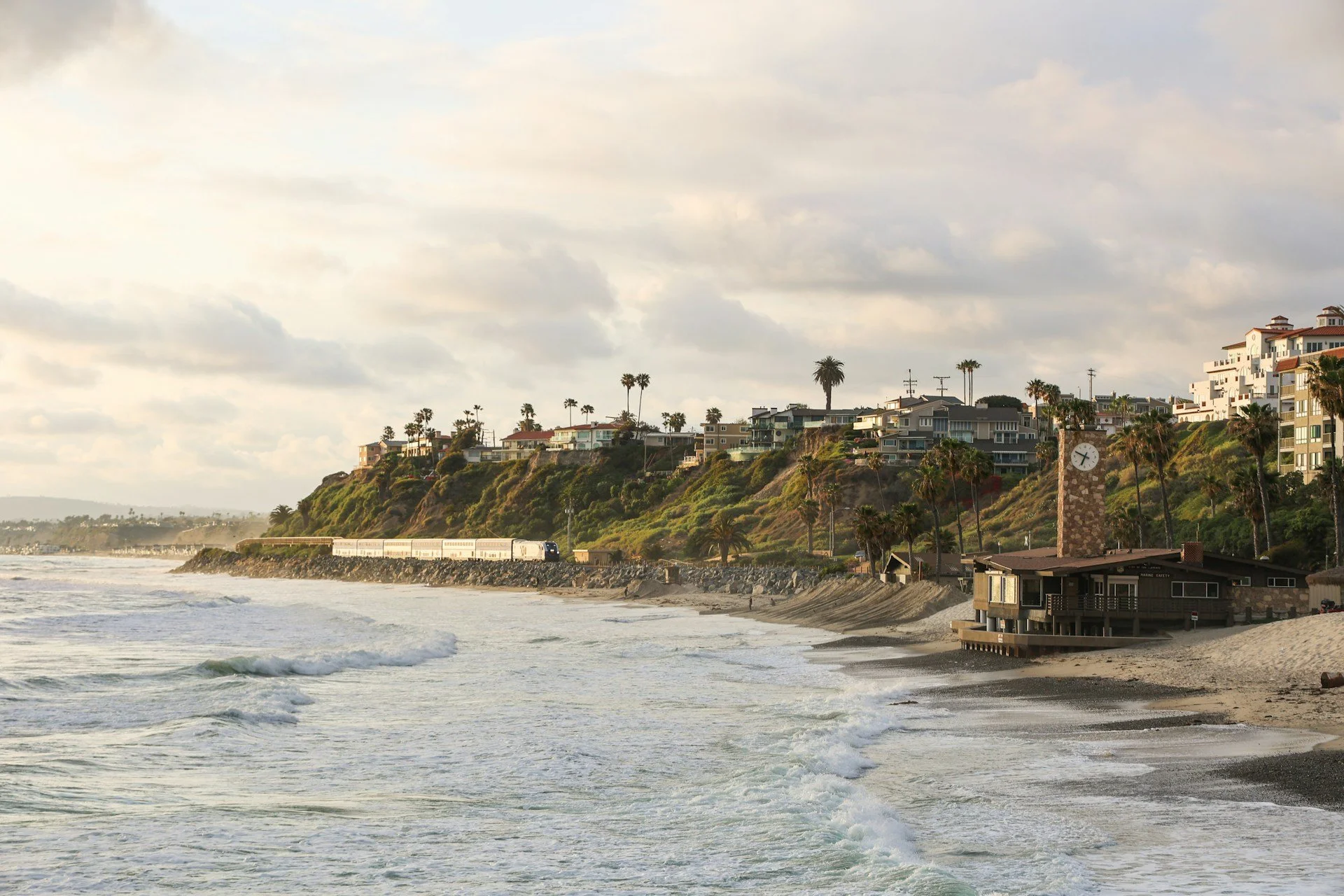 San clemente beach front properties with railway tracks on the shoreline
