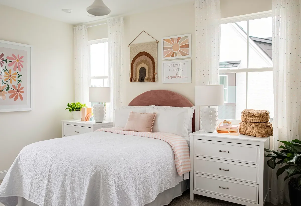 Lucere_501_Catena_Guest_Bed_2.webp
