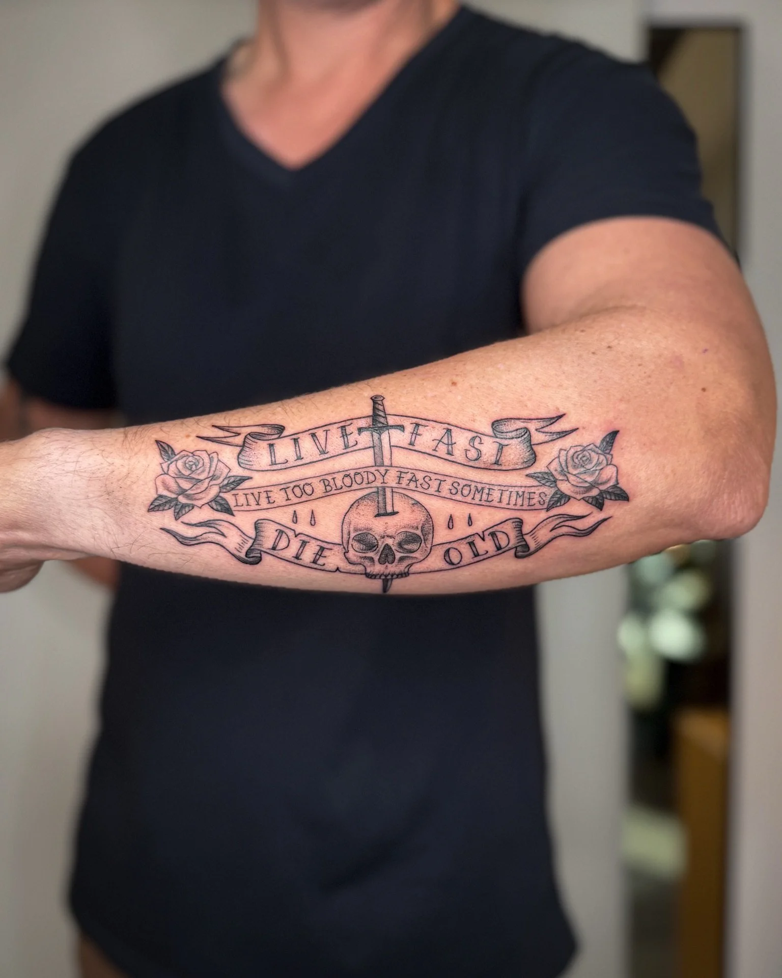 🌹 LIVE FAST &bull; DIE OLD 🌹
For my good mate @edshiers 
Made at @twicerabbittattoo 

Stunning action pics taken by @michelleshiers