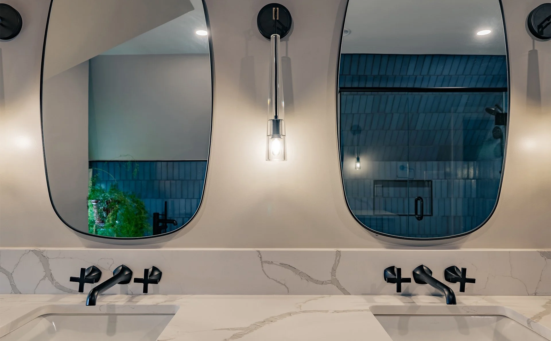  Bathroom, Lighting 