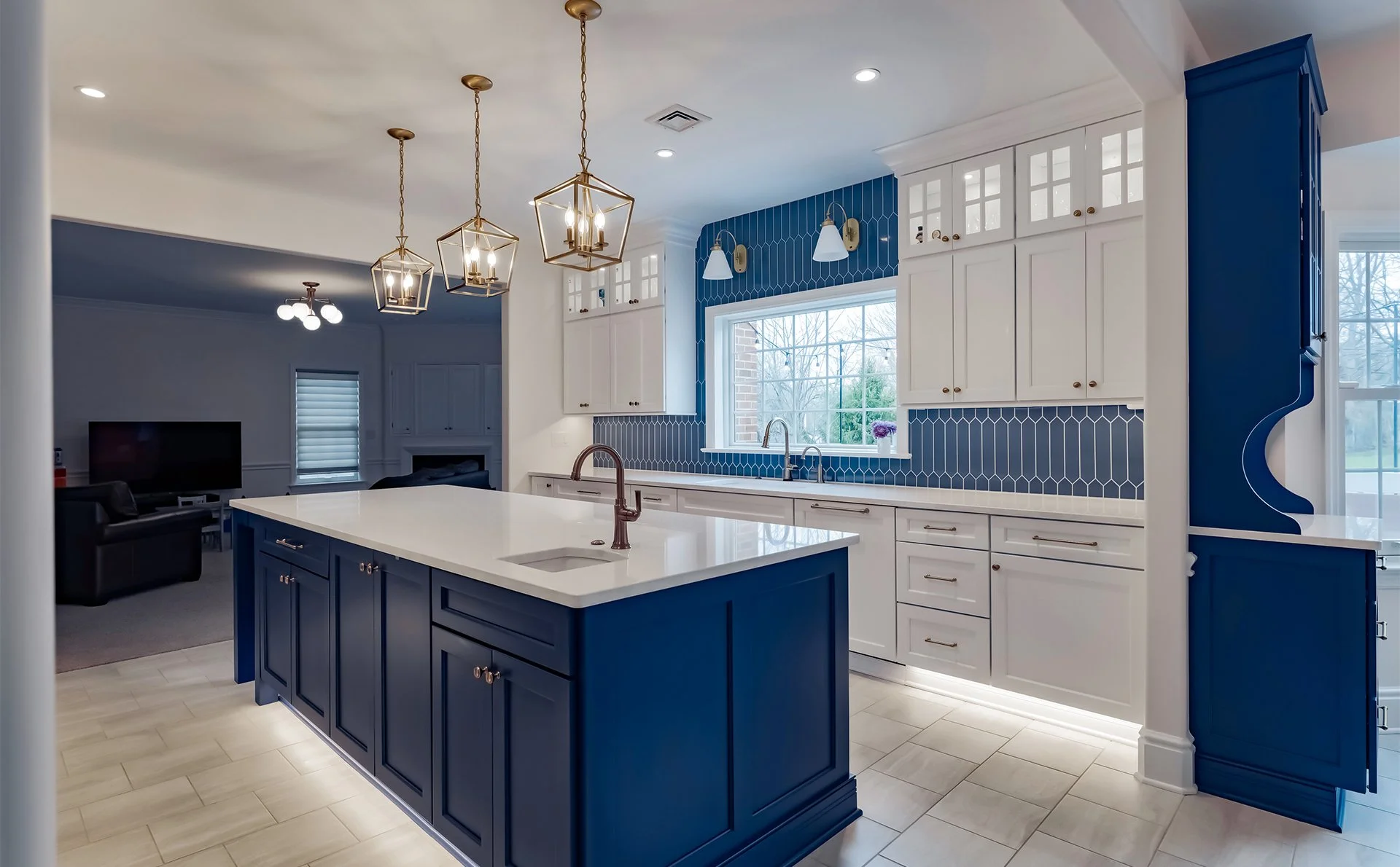 2609 Carriage House Dr_004.jpg