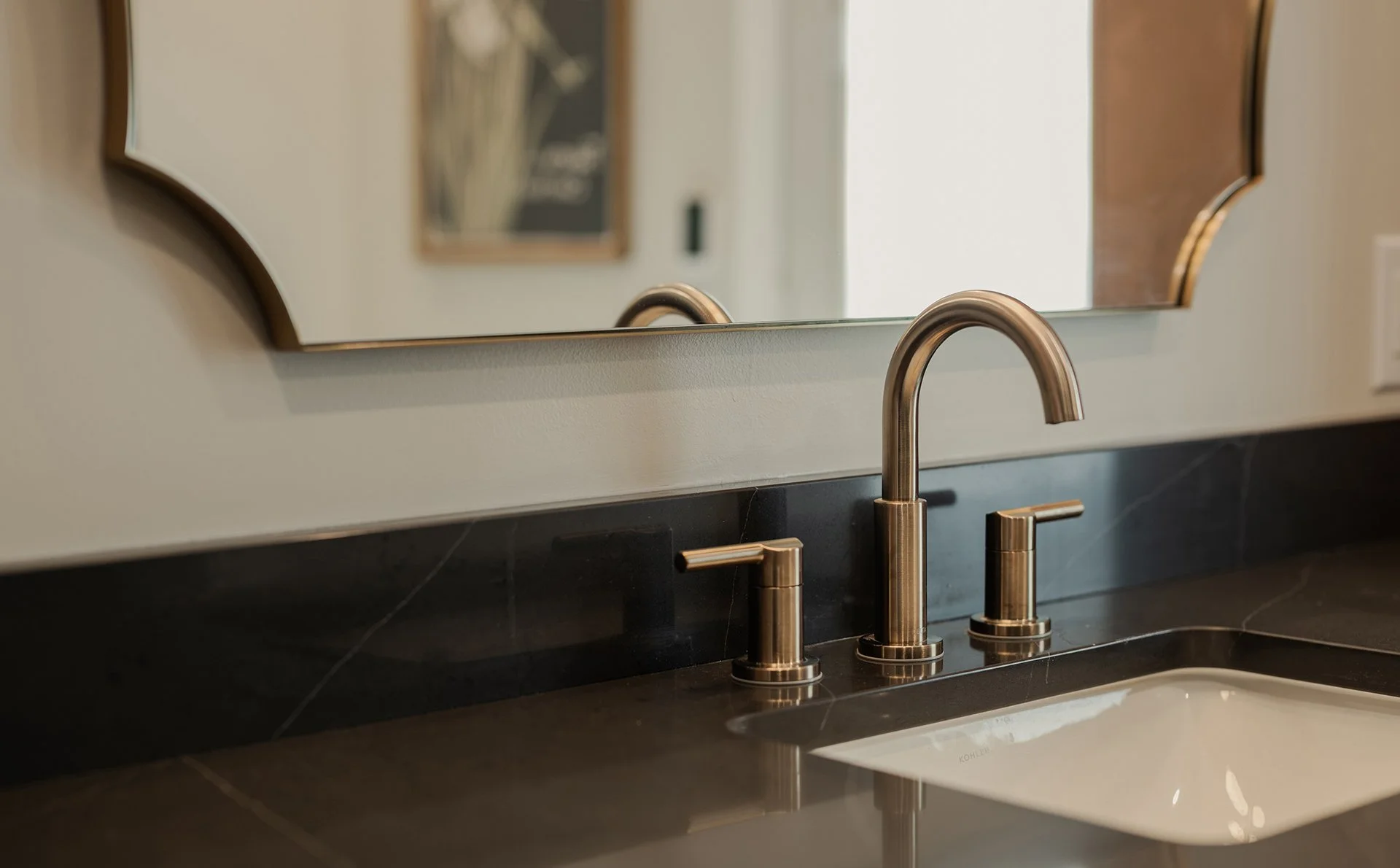  Details, Interior, Hardware 