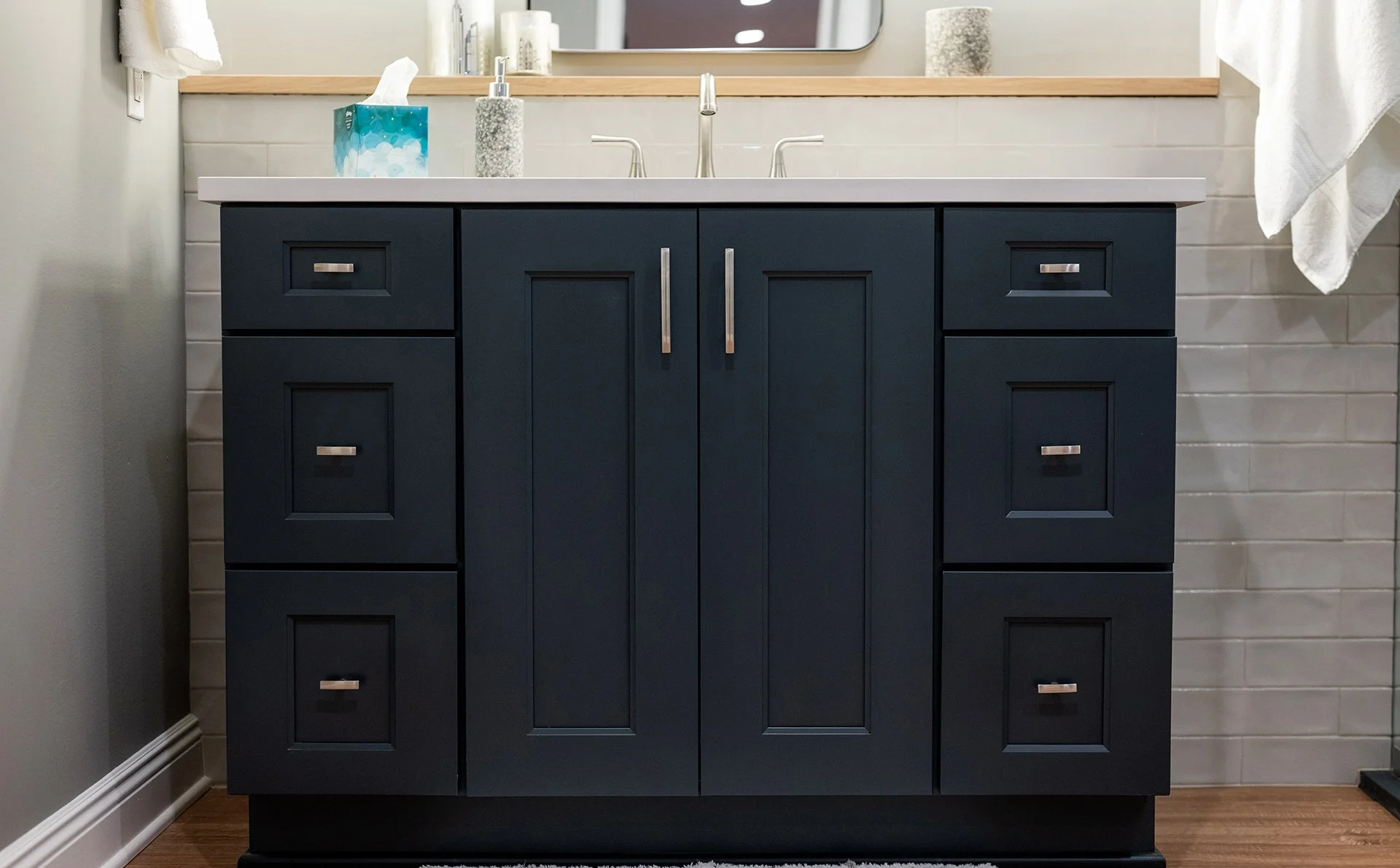  Bathroom, Interior, Details, Cabinets 