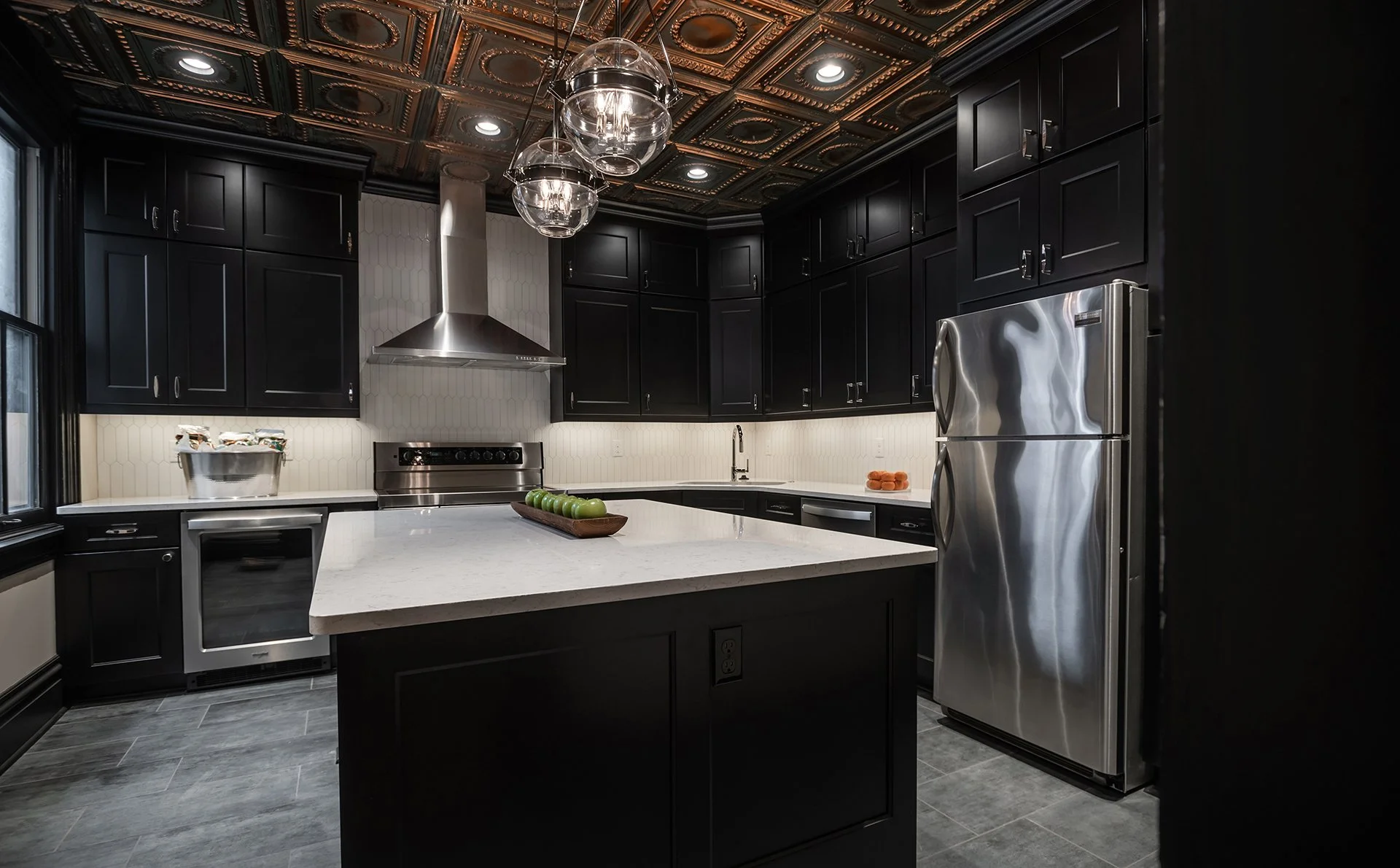 1017 GALVESTON AVE001.jpg