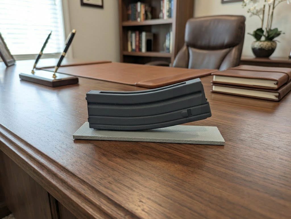 mag card holder side no cards.jpg
