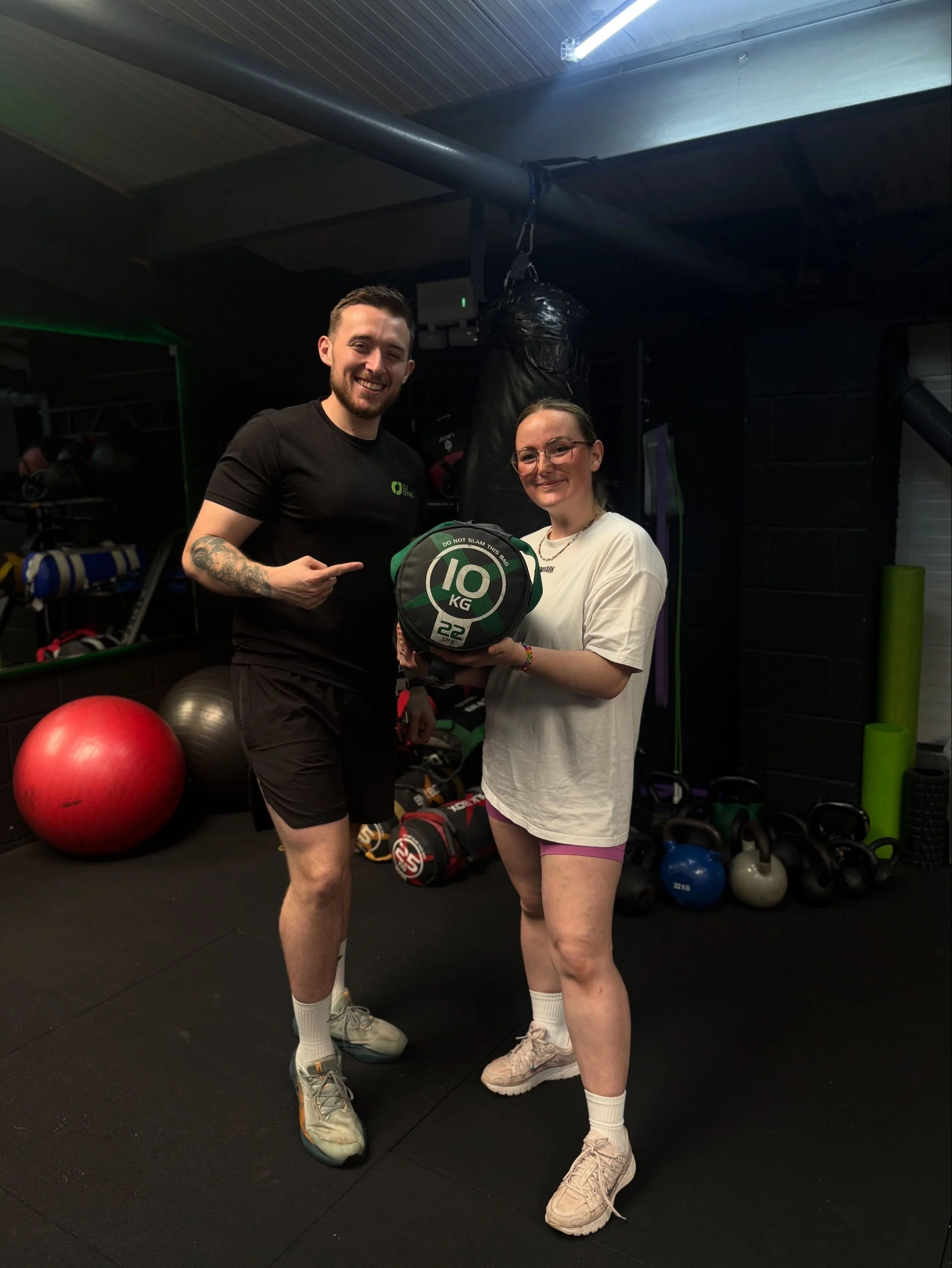 What you can achieve in 12 weeks if you follow the plan..

@abigailrichxrds_ has now lost 10kg!

She&rsquo;s quite literally half the person she was when she first started with me.

She never misses a gym session, despite having to hear my singing ti