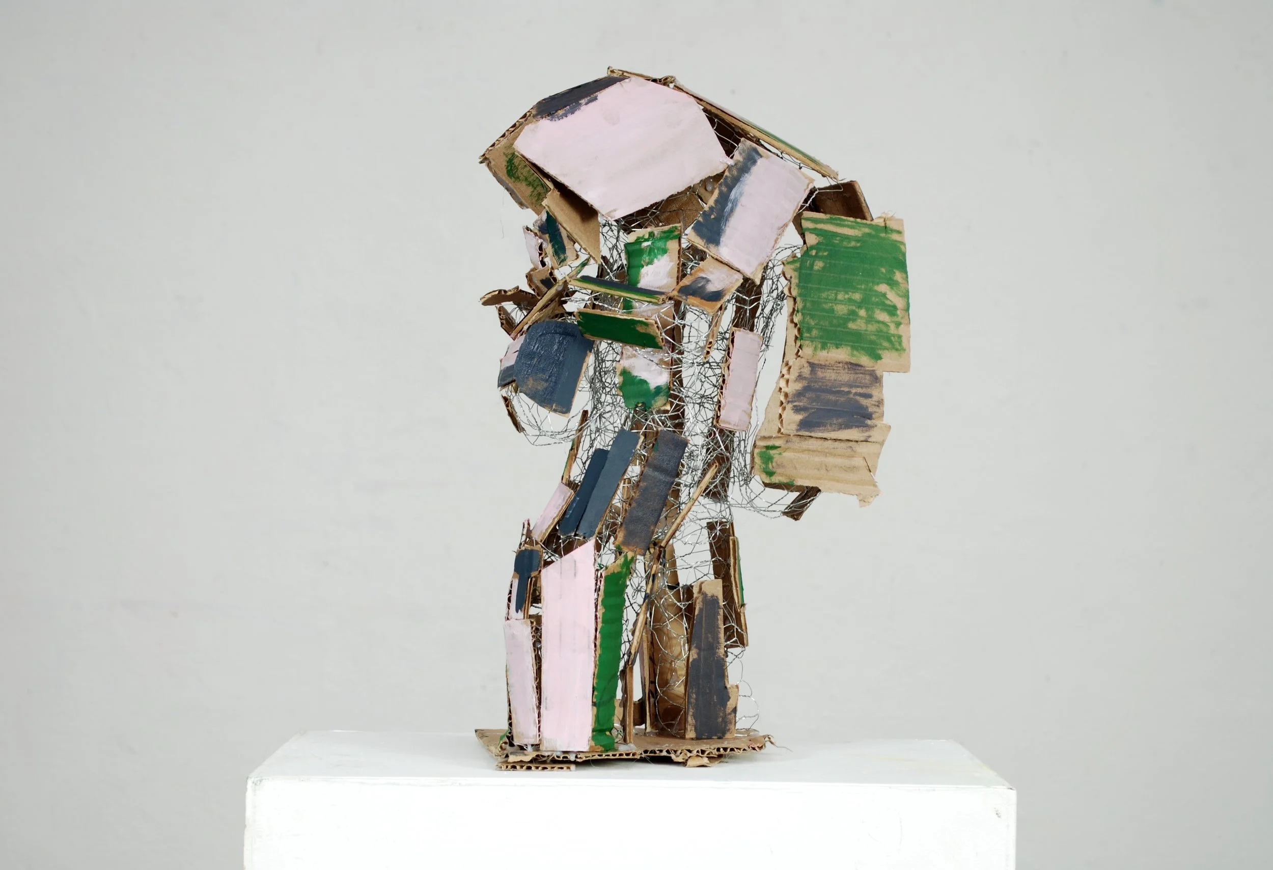 "Carrying 2" Mixed materials, 10 x 10 x 30 cm