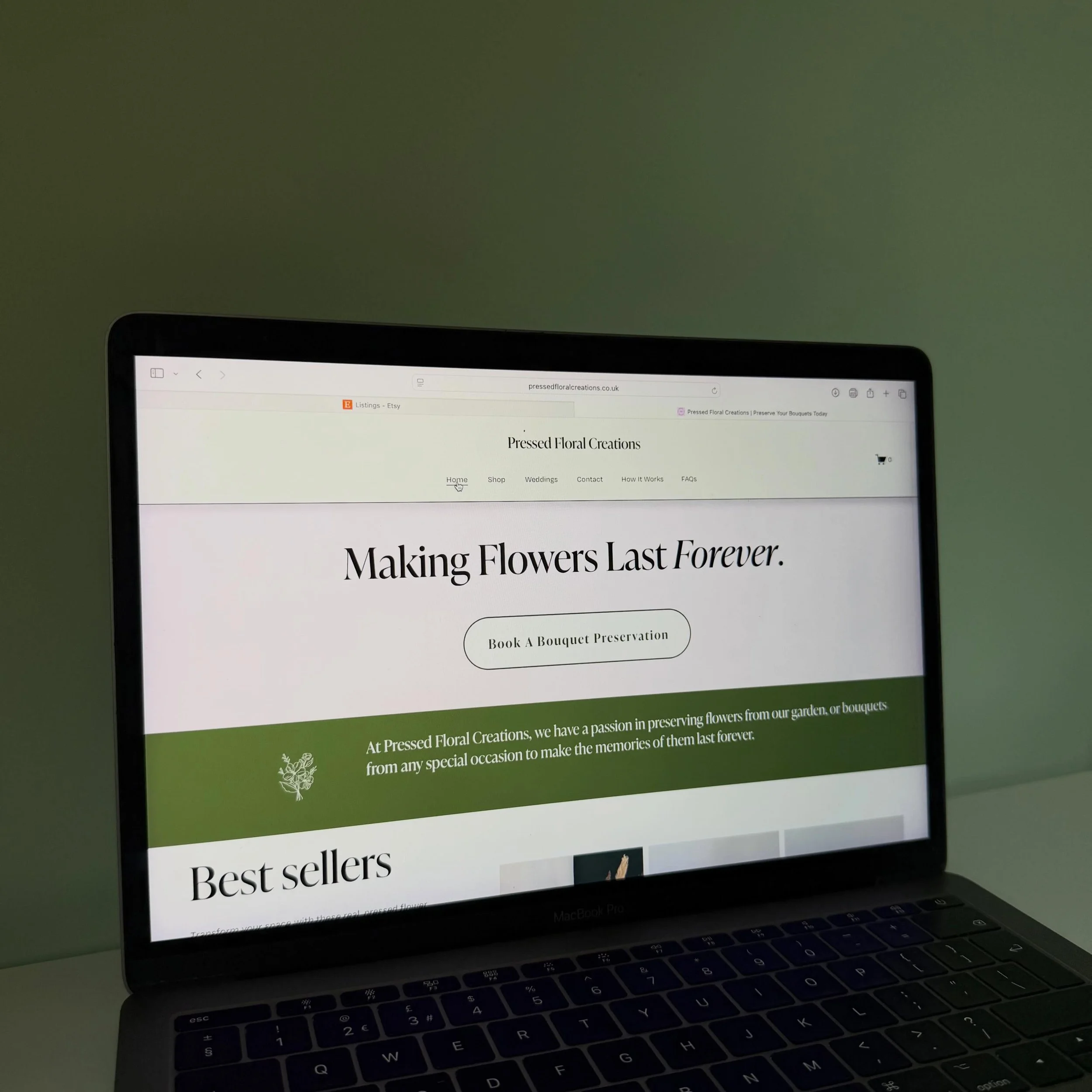 Exciting News‼️

My Website is now live, visit it through the link in my bio 💌 or by searching: 
www.pressedfloralcreations.co.uk

I&rsquo;m now able to take any bouquet preservation bookings online for weddings or other special occasions. 
If you&r