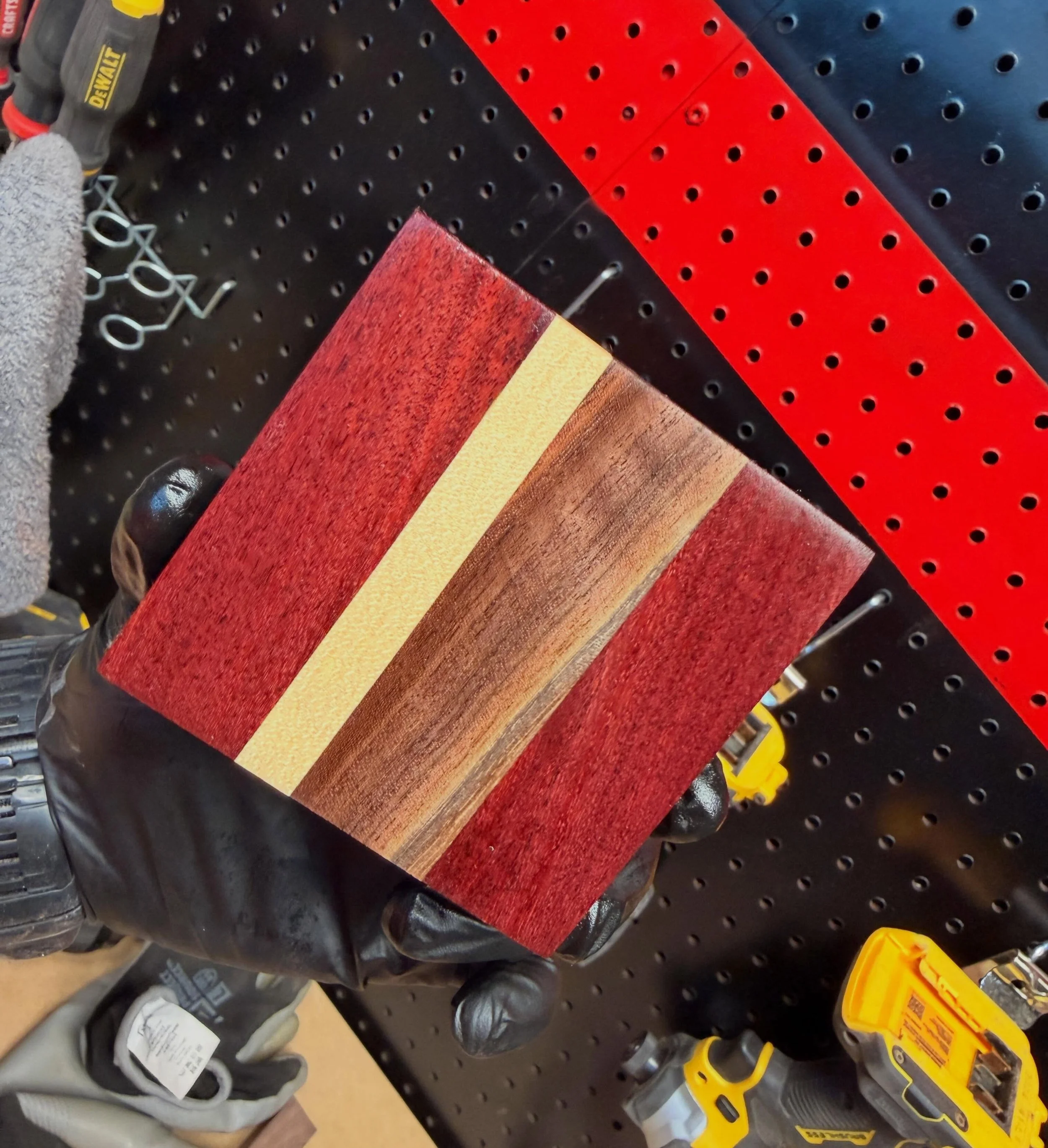 If you&rsquo;re looking for a awesome Father&rsquo;s Day gift look no further! For Father&rsquo;s Day I&rsquo;m making a limited run of coaster with exotic woods! Including Black Walnut, Hardened Maple, Leopard, and Purple Heart! Each set will includ