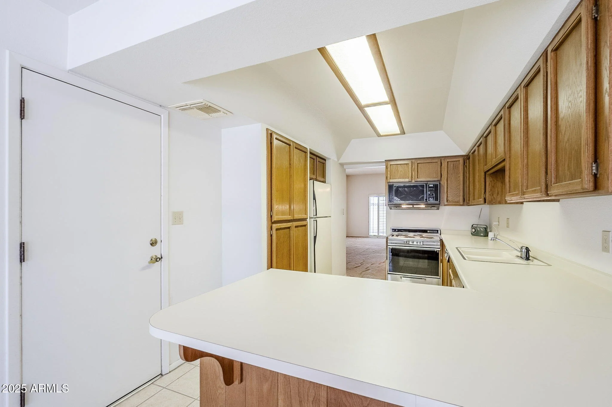 kitchen 5.jpg