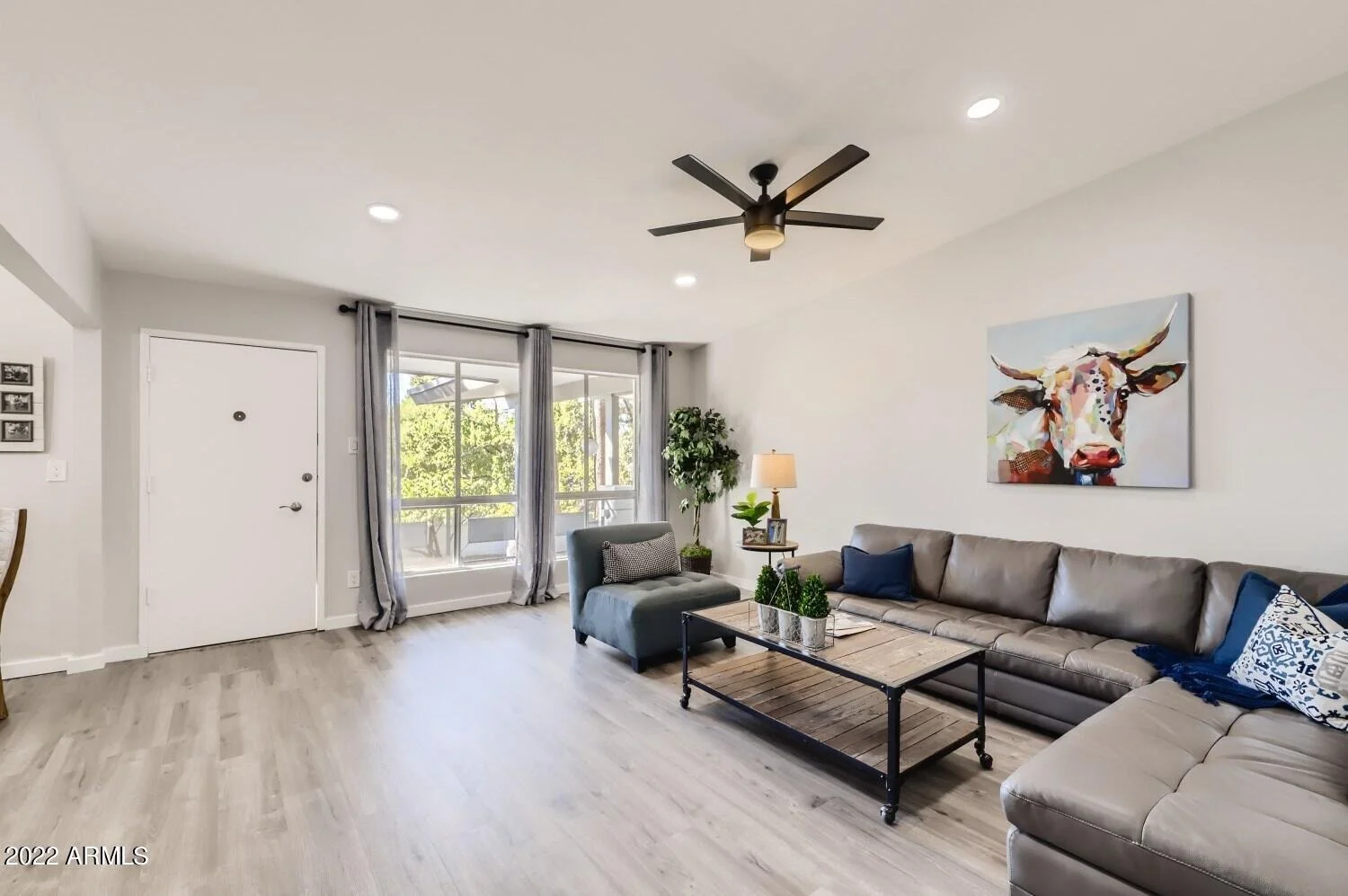living room 3.jpg