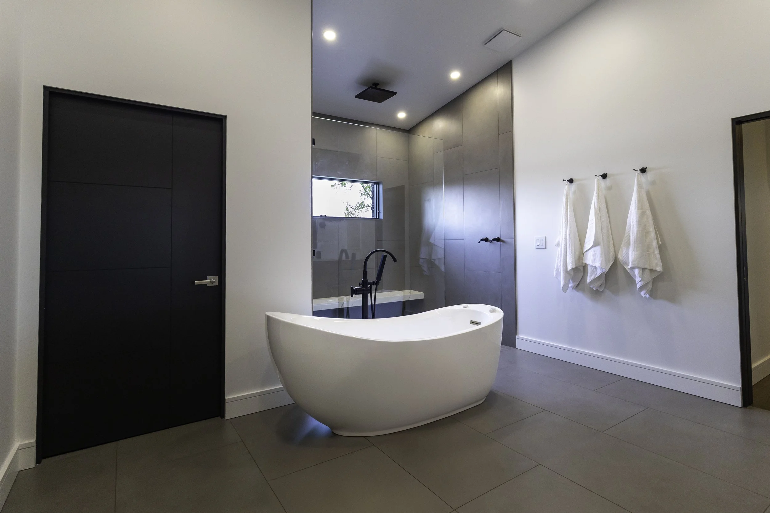 Frost_Interior_Bathroom.jpg