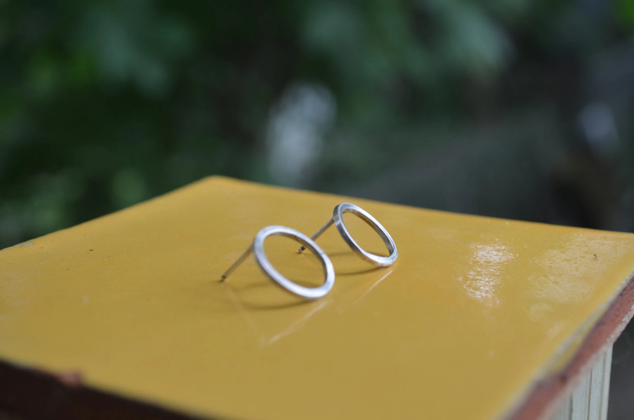 Witch Circle Post Earrings (chunky)